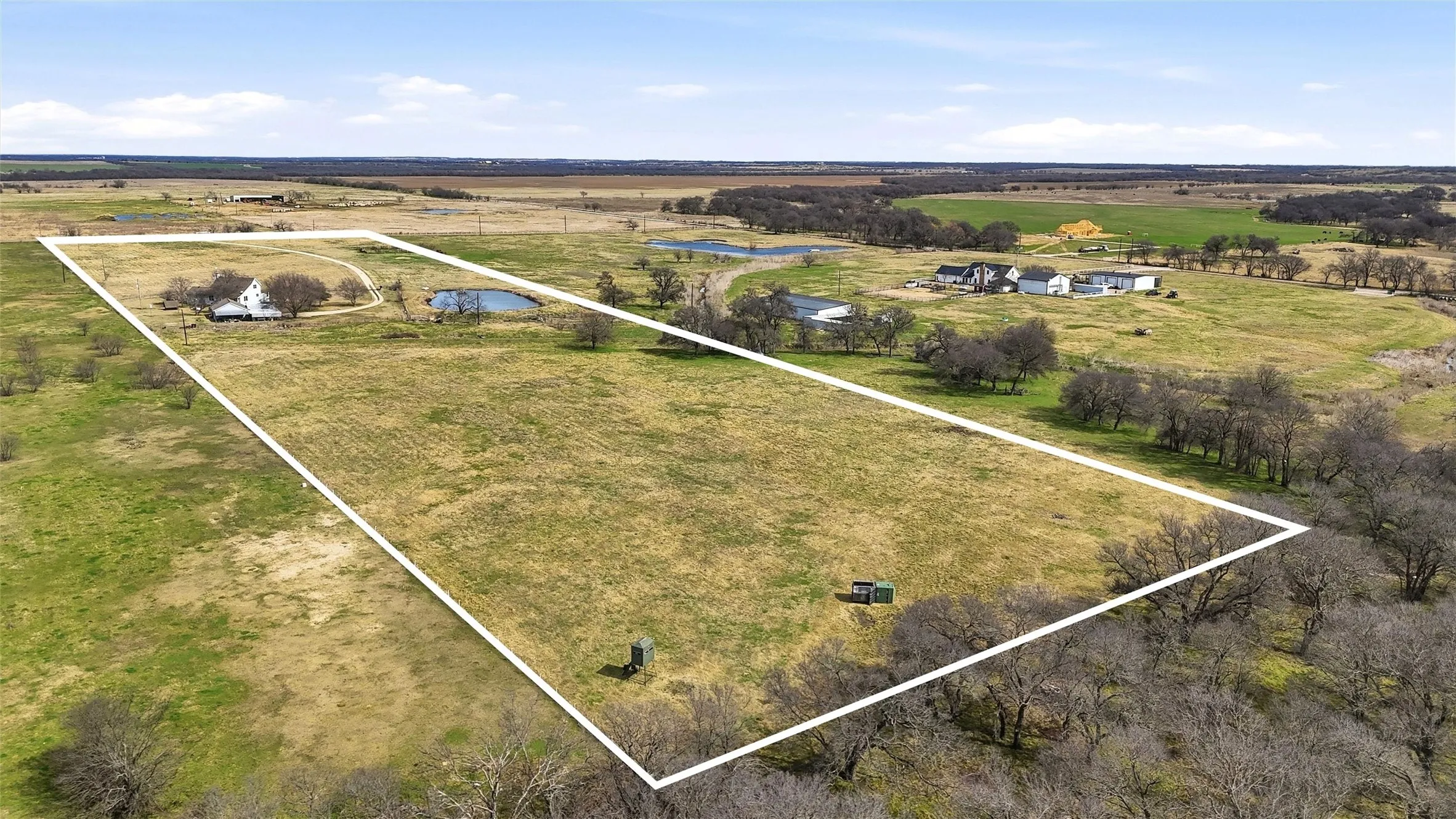 Single Family Residence For Sale in Grayson County , 206 Bounds Ranch Road, Gunter, Texas 75058, 3 Bedroom, 2 Bathroom, Garage spaces, 2,277 Sqft, built in 1985, mls#21361896, Real Estate Agent in Gunter, Homes For Sale in Grayson county, Homes For Sale in Gunter, Realtor in Gunter Texas, Real Estate Brokerage Independent Realty Texas, Luminita Cordes Realtor