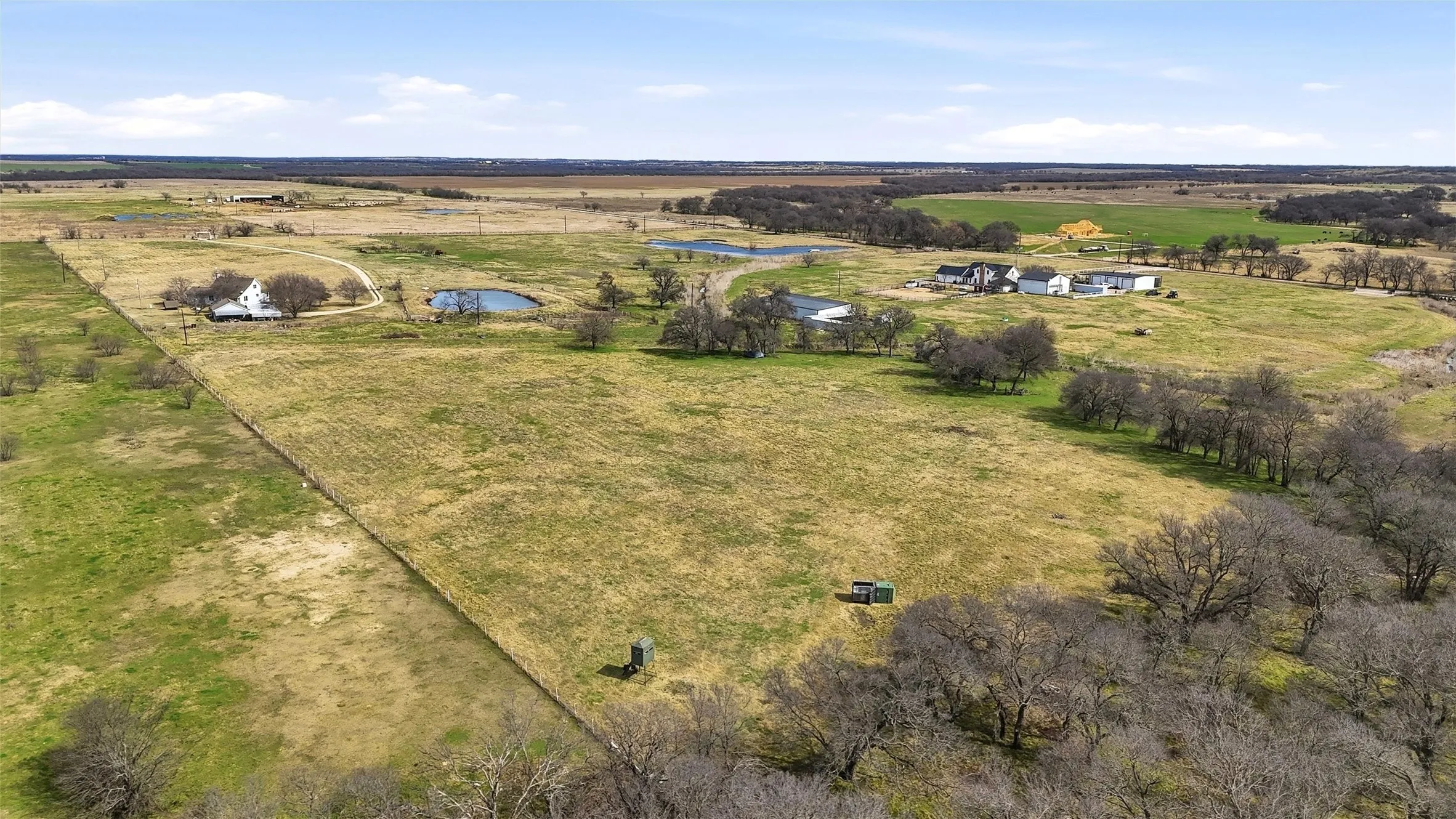 Single Family Residence For Sale in Grayson County , 206 Bounds Ranch Road, Gunter, Texas 75058, 3 Bedroom, 2 Bathroom, Garage spaces, 2,277 Sqft, built in 1985, mls#21361896, Real Estate Agent in Gunter, Homes For Sale in Grayson county, Homes For Sale in Gunter, Realtor in Gunter Texas, Real Estate Brokerage Independent Realty Texas, Luminita Cordes Realtor