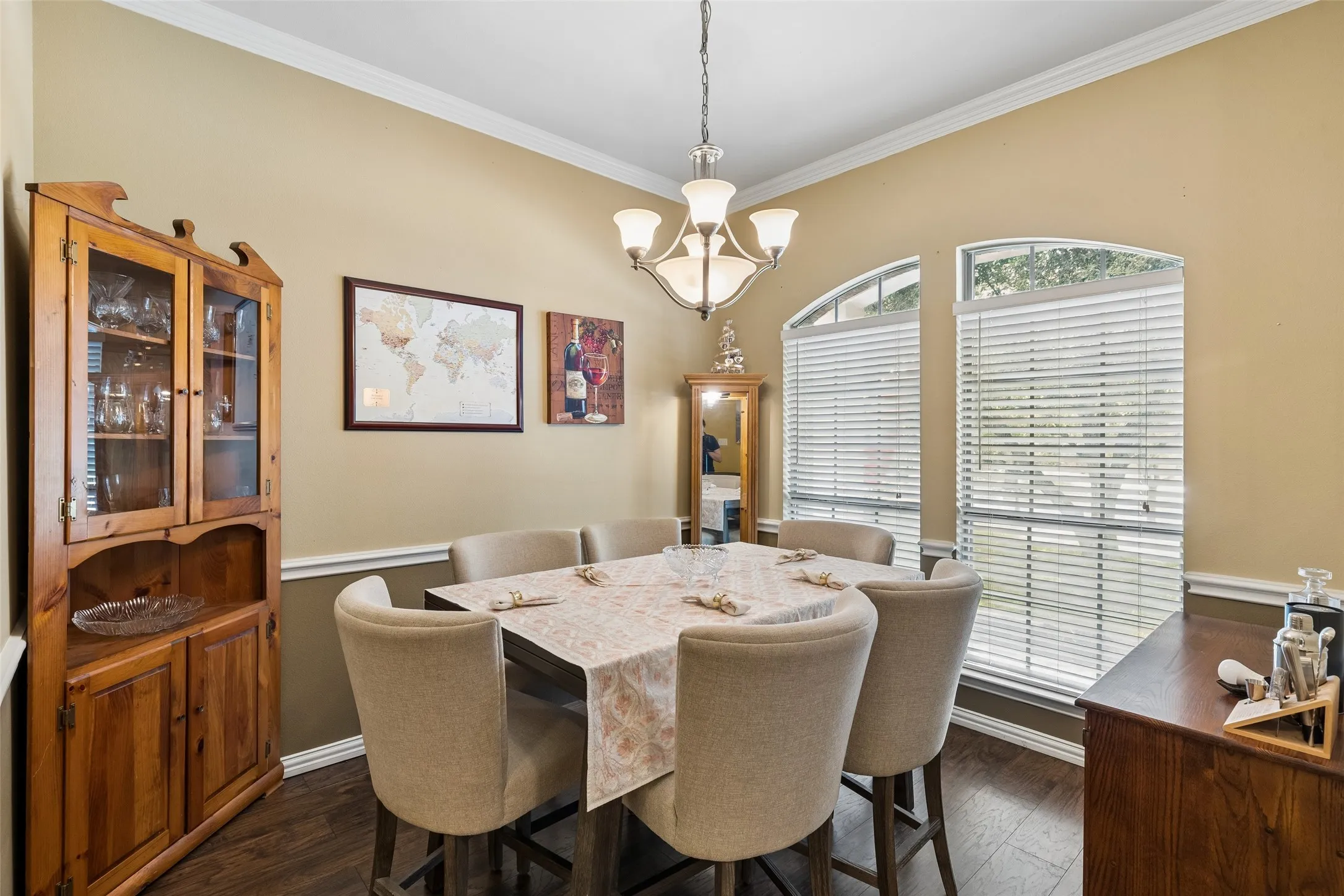 Single Family Residence For Sale in Collin County , 2801 Madison Drive, Melissa, Texas 75454, 5 Bedroom, 4 Bathroom, 2 Garage spaces, 2,901 Sqft, built in 2005, mls#21355126, Real Estate Agent in Melissa, Homes For Sale in Collin county, Homes For Sale in Melissa, Realtor in Melissa Texas, Real Estate Brokerage Independent Realty Texas, Luminita Cordes Realtor