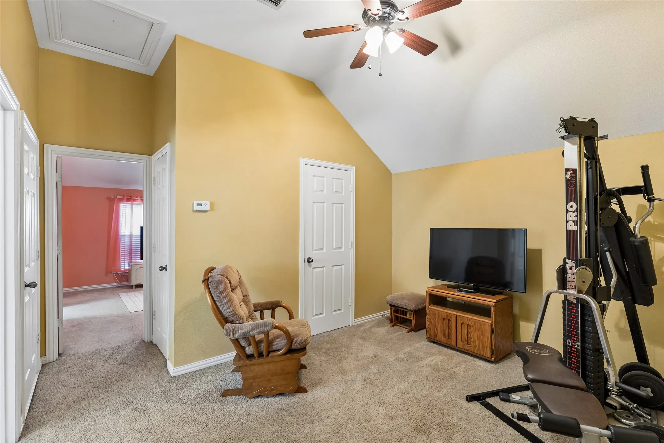 Single Family Residence For Sale in Collin County , 2801 Madison Drive, Melissa, Texas 75454, 5 Bedroom, 4 Bathroom, 2 Garage spaces, 2,901 Sqft, built in 2005, mls#21355126, Real Estate Agent in Melissa, Homes For Sale in Collin county, Homes For Sale in Melissa, Realtor in Melissa Texas, Real Estate Brokerage Independent Realty Texas, Luminita Cordes Realtor