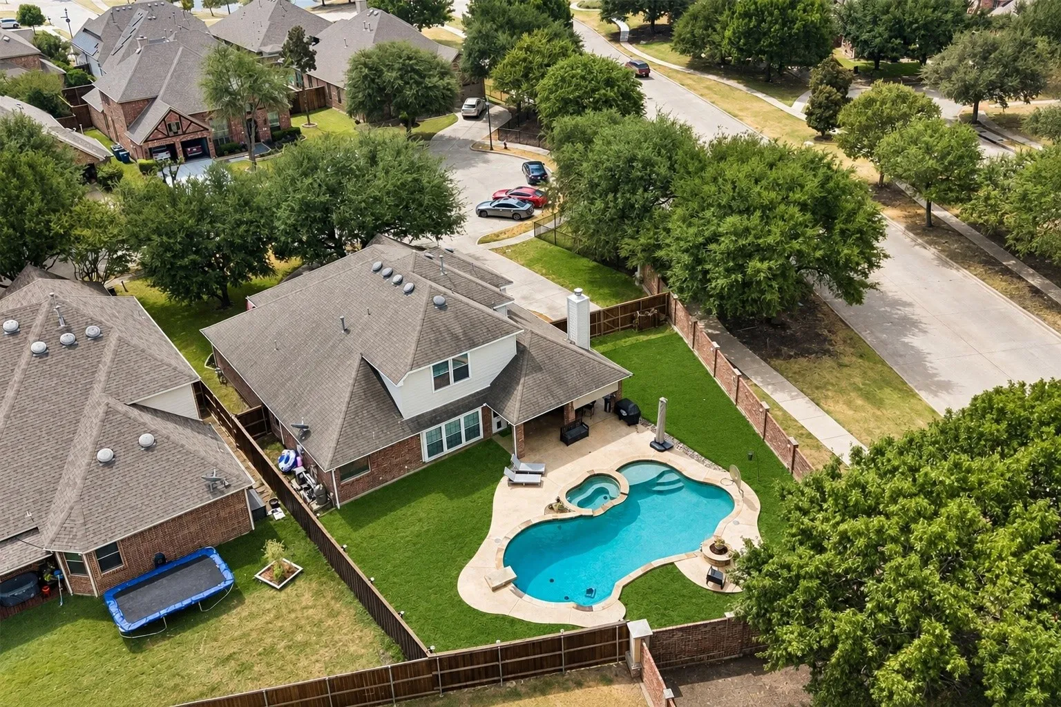 Single Family Residence For Sale in Collin County , 2801 Madison Drive, Melissa, Texas 75454, 5 Bedroom, 4 Bathroom, 2 Garage spaces, 2,901 Sqft, built in 2005, mls#21355126, Real Estate Agent in Melissa, Homes For Sale in Collin county, Homes For Sale in Melissa, Realtor in Melissa Texas, Real Estate Brokerage Independent Realty Texas, Luminita Cordes Realtor