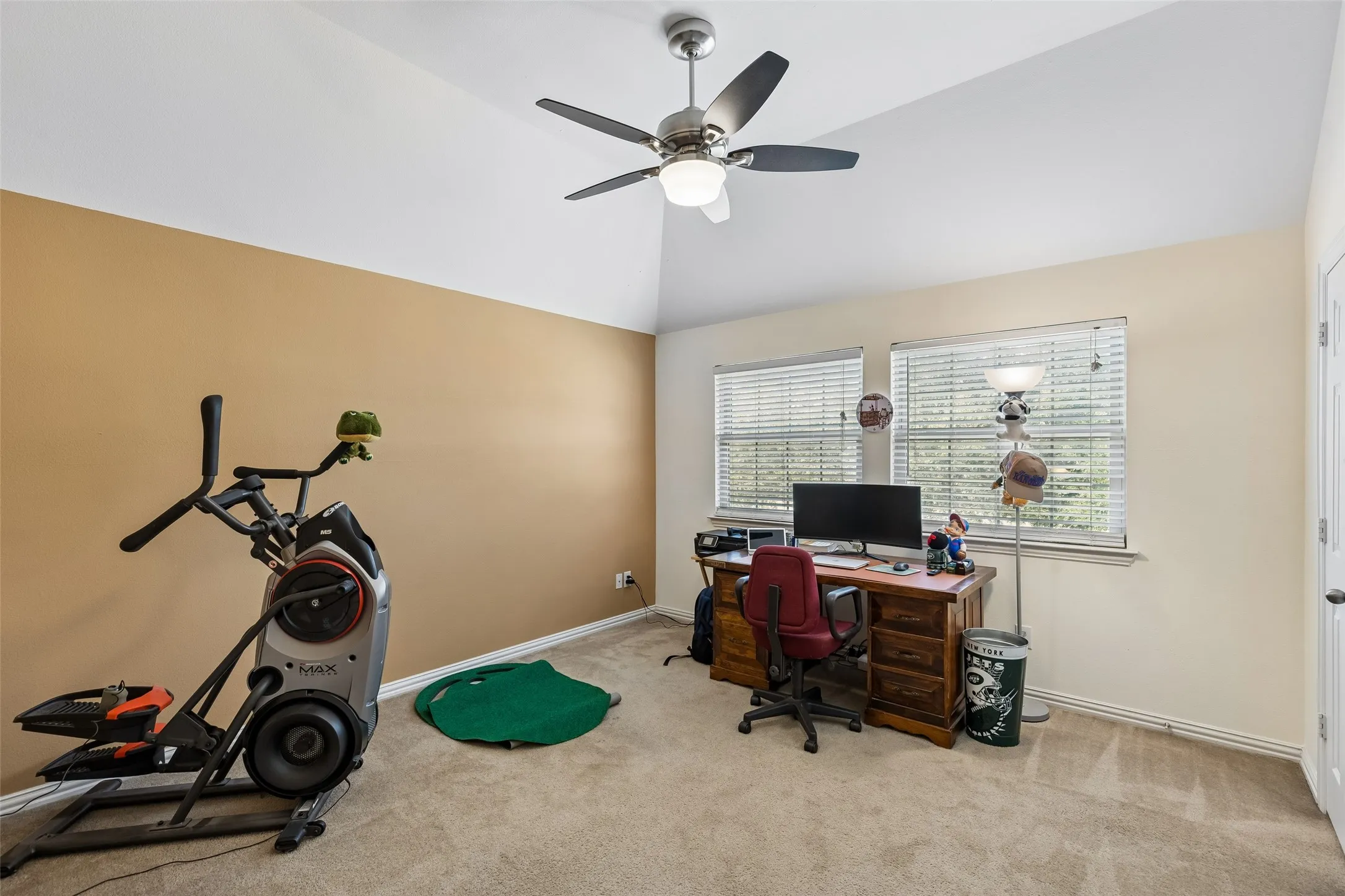 Single Family Residence For Sale in Collin County , 2801 Madison Drive, Melissa, Texas 75454, 5 Bedroom, 4 Bathroom, 2 Garage spaces, 2,901 Sqft, built in 2005, mls#21355126, Real Estate Agent in Melissa, Homes For Sale in Collin county, Homes For Sale in Melissa, Realtor in Melissa Texas, Real Estate Brokerage Independent Realty Texas, Luminita Cordes Realtor