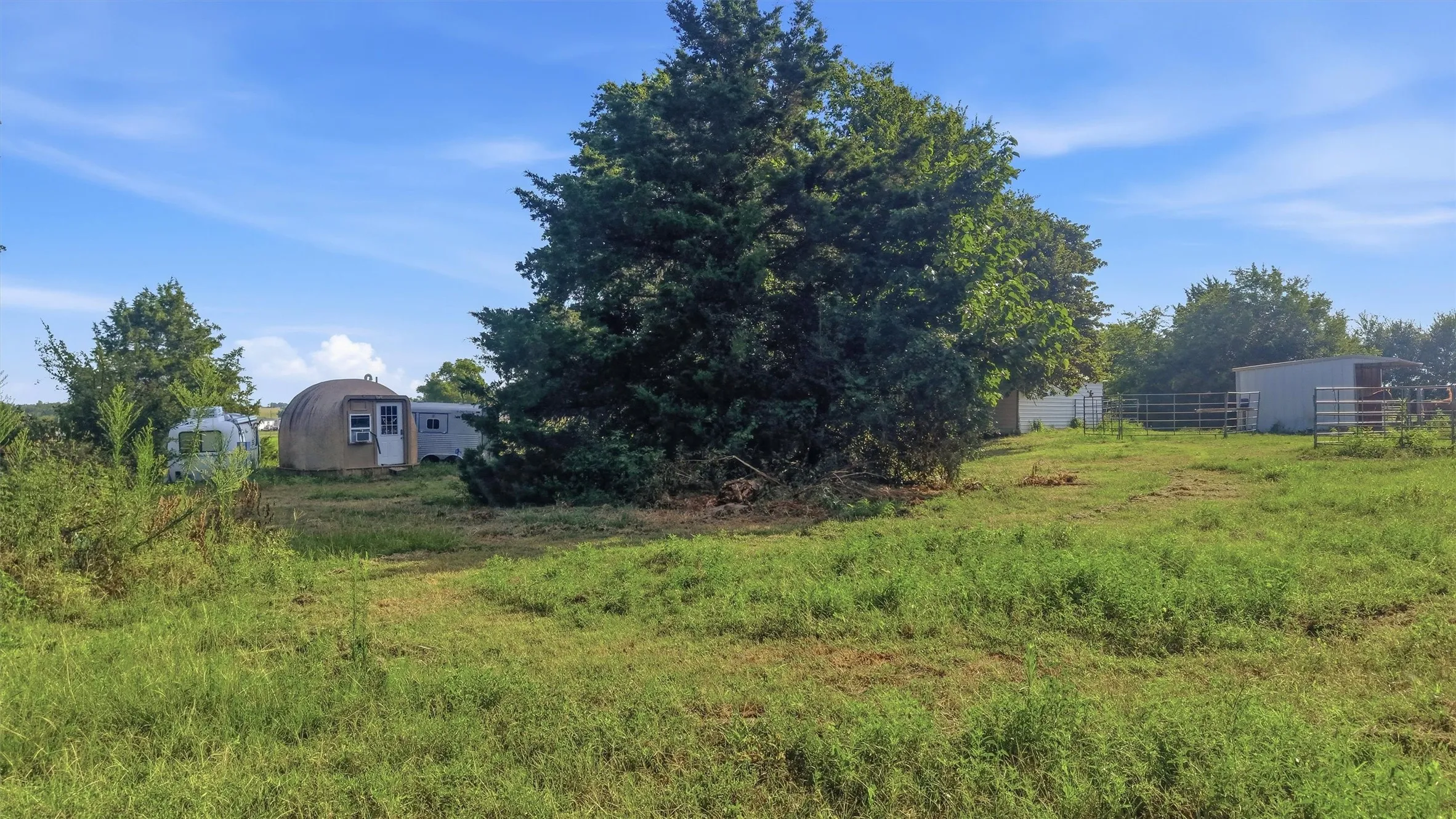 Improved Land For Sale in Grayson County , 1614 W Line Road, Whitesboro, Texas 76273, 0, 0, Garage spaces, 0 Sqft, built in 2013, mls#21355395, Real Estate Agent in Whitesboro, Homes For Sale in Grayson county, Homes For Sale in Whitesboro, Realtor in Whitesboro Texas, Real Estate Brokerage Independent Realty Texas, Luminita Cordes Realtor