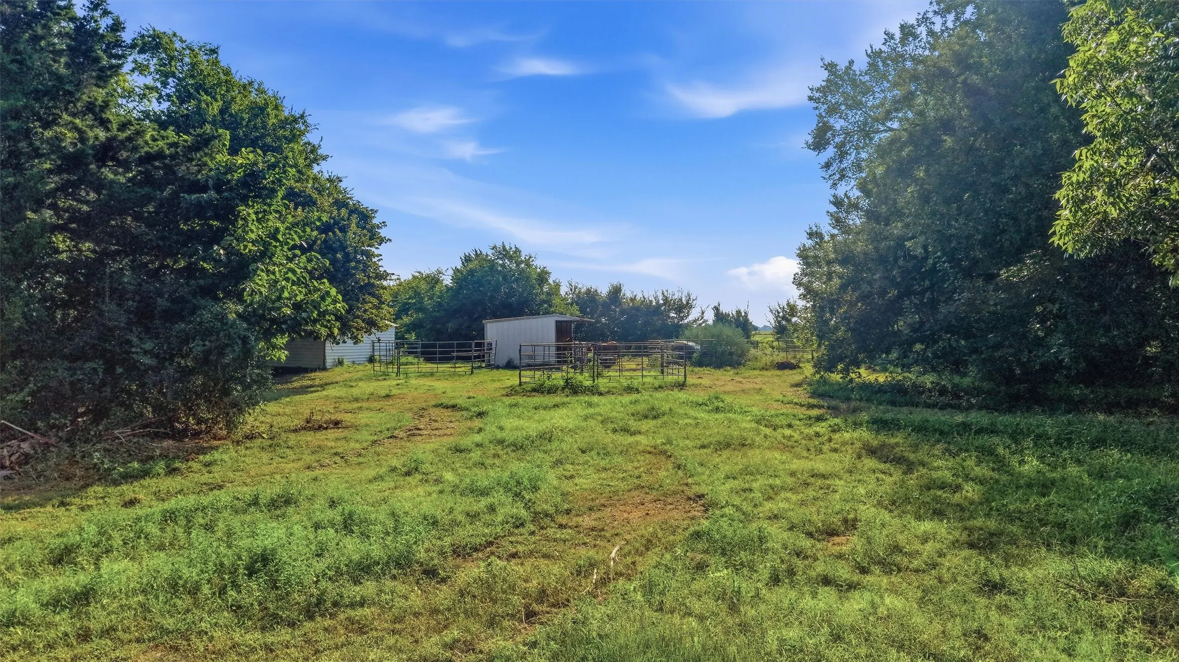Improved Land For Sale in Grayson County , 1614 W Line Road, Whitesboro, Texas 76273, 0, 0, Garage spaces, 0 Sqft, built in 2013, mls#21355395, Real Estate Agent in Whitesboro, Homes For Sale in Grayson county, Homes For Sale in Whitesboro, Realtor in Whitesboro Texas, Real Estate Brokerage Independent Realty Texas, Luminita Cordes Realtor
