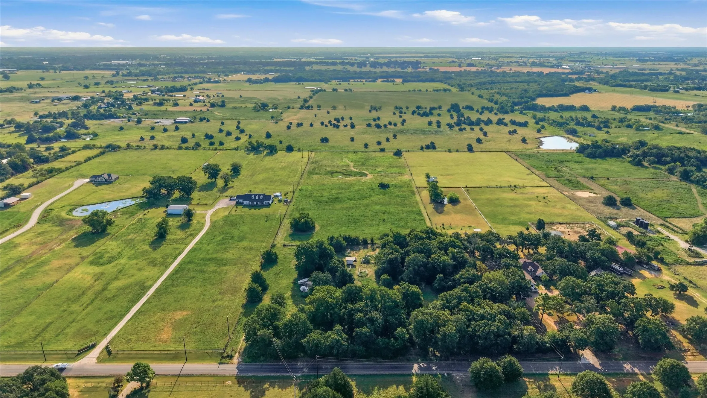 Improved Land For Sale in Grayson County , 1614 W Line Road, Whitesboro, Texas 76273, 0, 0, Garage spaces, 0 Sqft, built in 2013, mls#21355395, Real Estate Agent in Whitesboro, Homes For Sale in Grayson county, Homes For Sale in Whitesboro, Realtor in Whitesboro Texas, Real Estate Brokerage Independent Realty Texas, Luminita Cordes Realtor