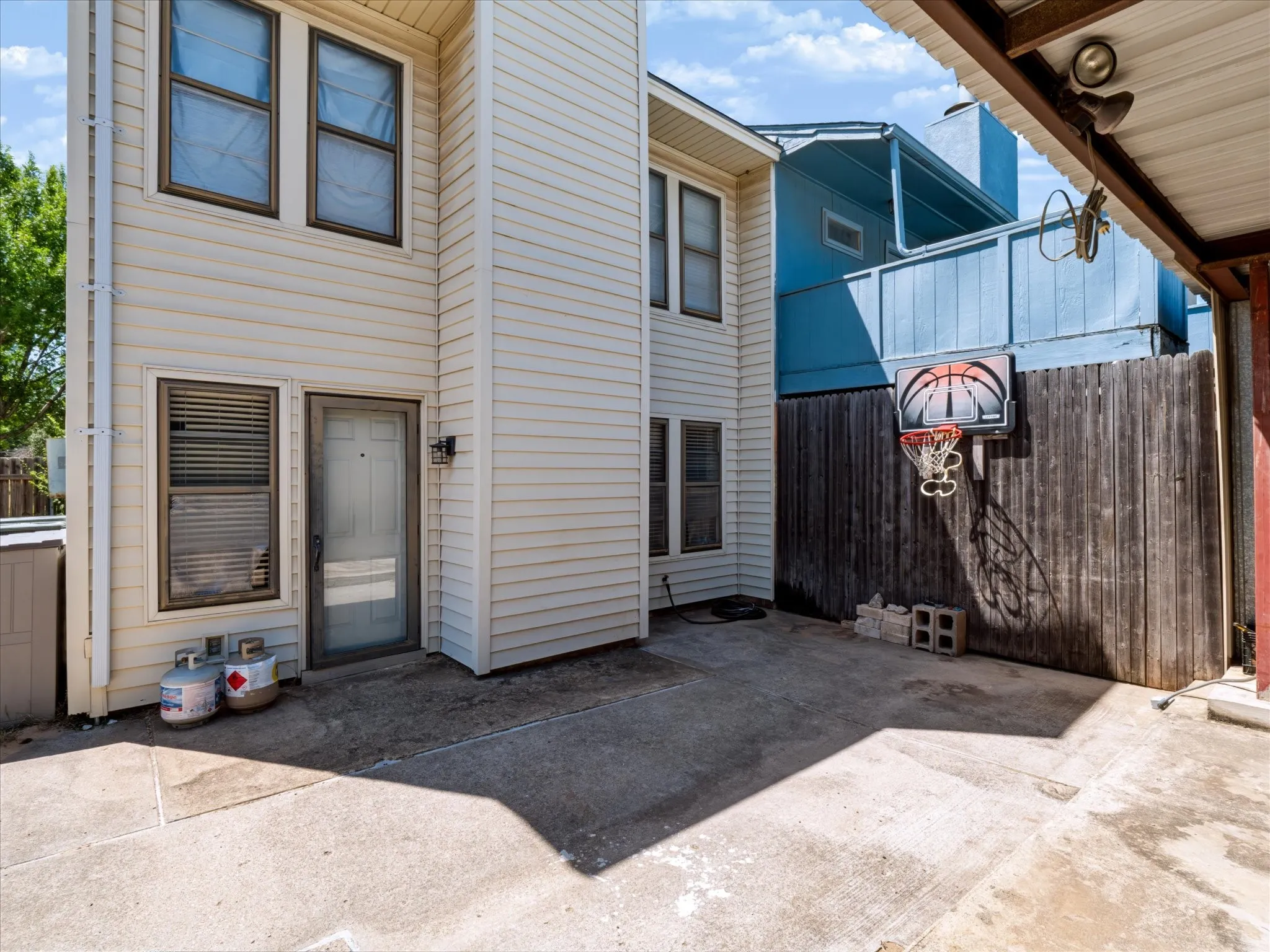 Private low maintenance backyard