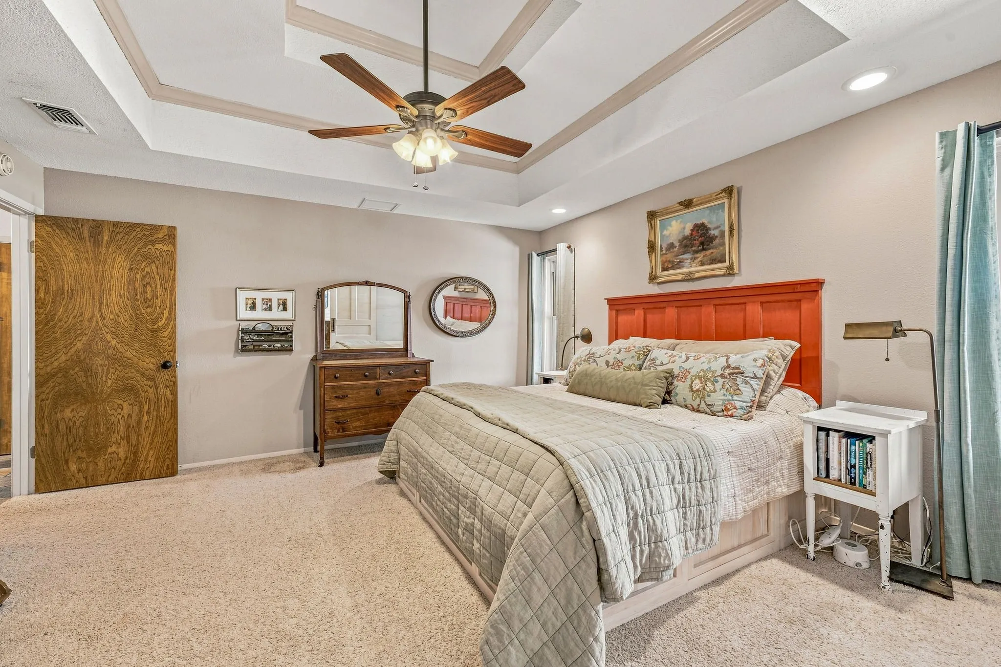 Single Family Residence For Sale in Young County , 136 Chaparral Drive, Graham, Texas 76450, 4 Bedroom, 2 Bathroom, 1 Garage spaces, 2,007 Sqft, built in 1980, mls#21361121, Real Estate Agent in Graham, Homes For Sale in Young county, Homes For Sale in Graham, Realtor in Graham Texas, Real Estate Brokerage Independent Realty Texas, Luminita Cordes Realtor