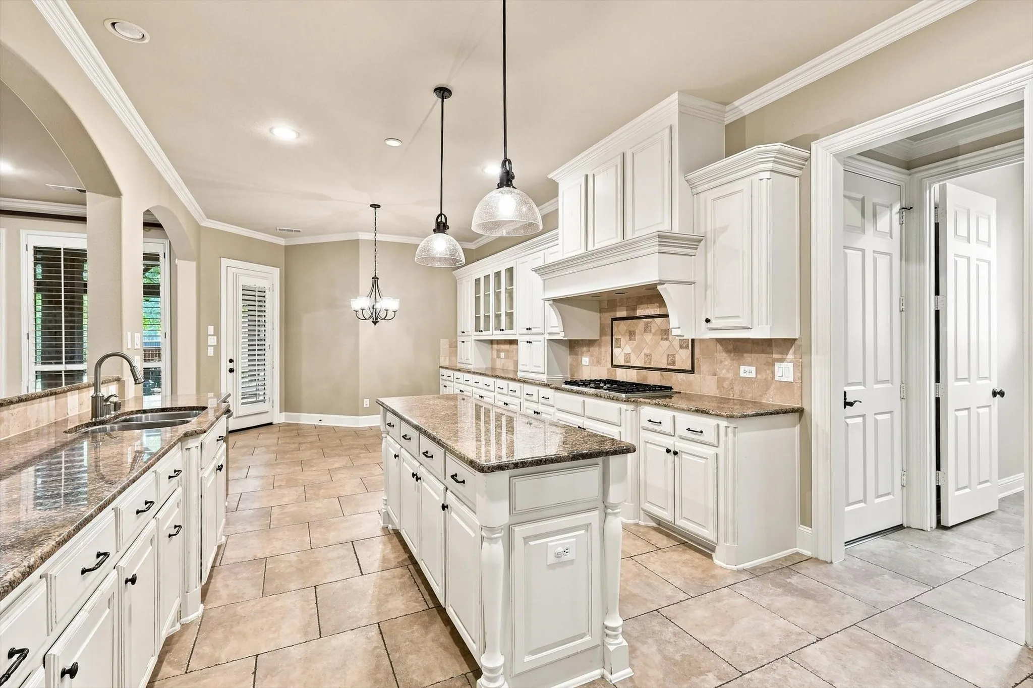 Single Family Residence For Sale in Collin County , 1309 Concho Drive, Allen, Texas 75013, 5 Bedroom, 5 Bathroom, 3 Garage spaces, 4,530 Sqft, built in 2007, mls#21361476, Real Estate Agent in Allen, Homes For Sale in Collin county, Homes For Sale in Allen, Realtor in Allen Texas, Real Estate Brokerage Independent Realty Texas, Luminita Cordes Realtor