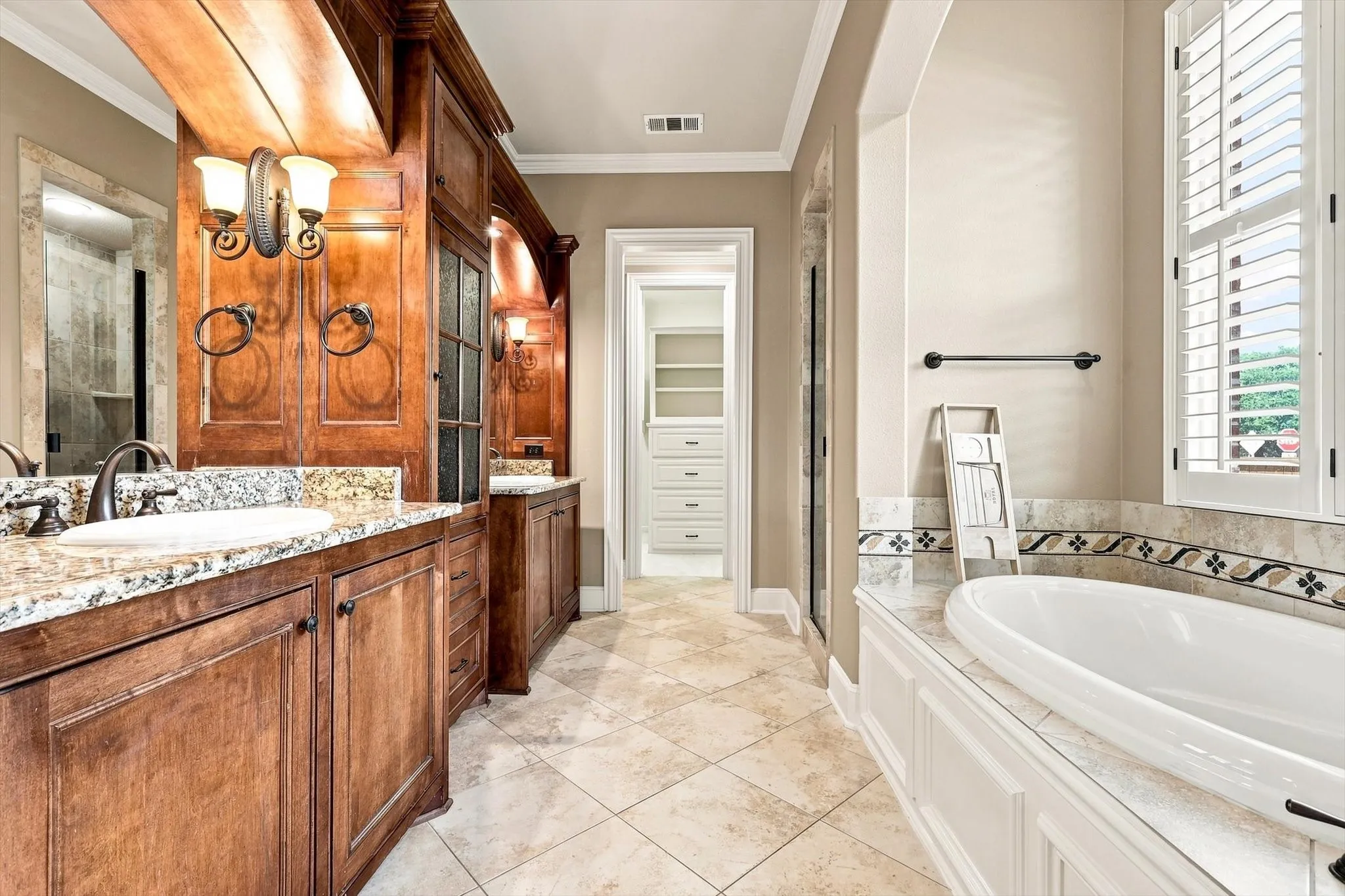 Single Family Residence For Sale in Collin County , 1309 Concho Drive, Allen, Texas 75013, 5 Bedroom, 5 Bathroom, 3 Garage spaces, 4,530 Sqft, built in 2007, mls#21361476, Real Estate Agent in Allen, Homes For Sale in Collin county, Homes For Sale in Allen, Realtor in Allen Texas, Real Estate Brokerage Independent Realty Texas, Luminita Cordes Realtor