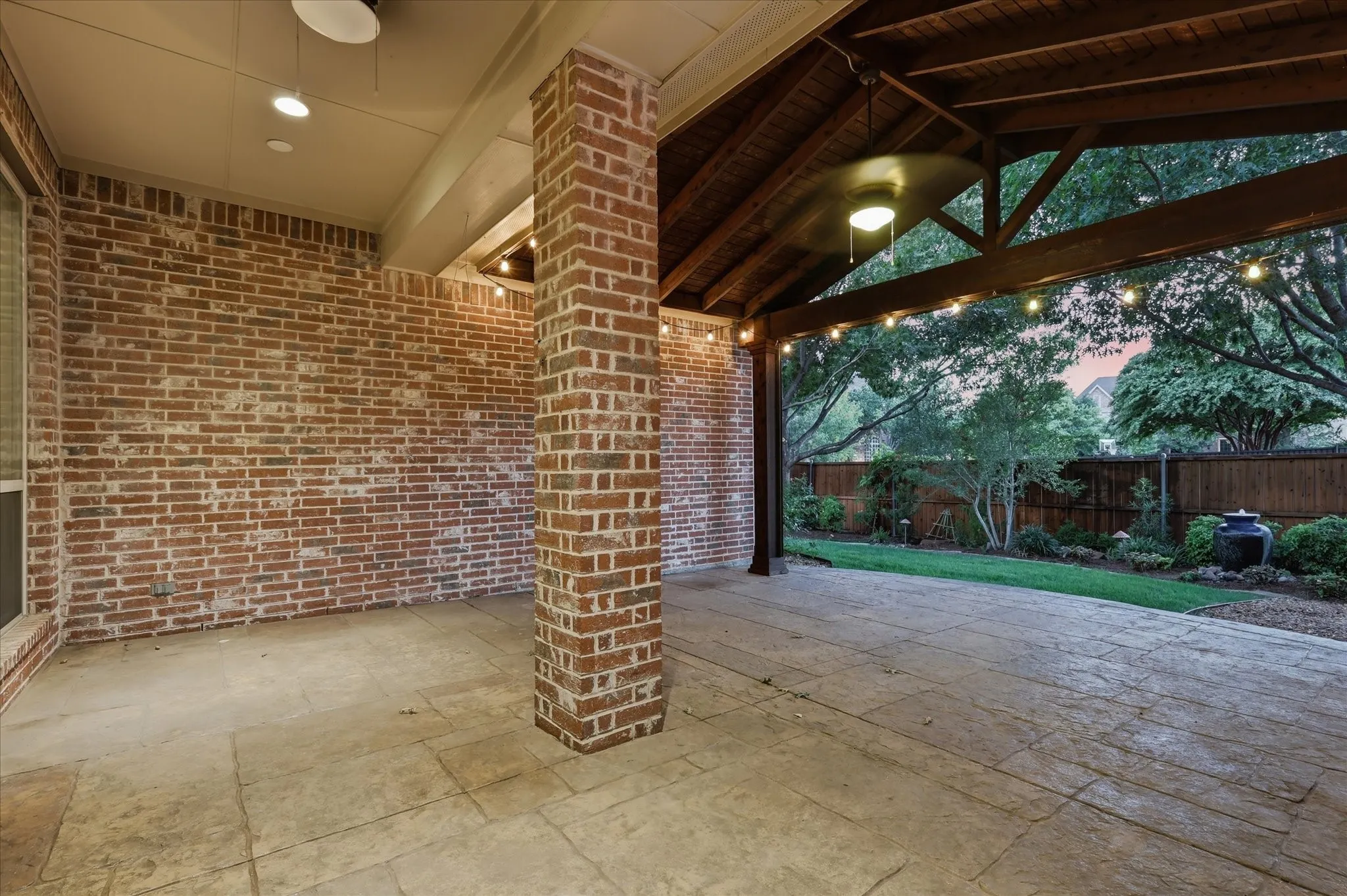 Single Family Residence For Sale in Collin County , 1309 Concho Drive, Allen, Texas 75013, 5 Bedroom, 5 Bathroom, 3 Garage spaces, 4,530 Sqft, built in 2007, mls#21361476, Real Estate Agent in Allen, Homes For Sale in Collin county, Homes For Sale in Allen, Realtor in Allen Texas, Real Estate Brokerage Independent Realty Texas, Luminita Cordes Realtor