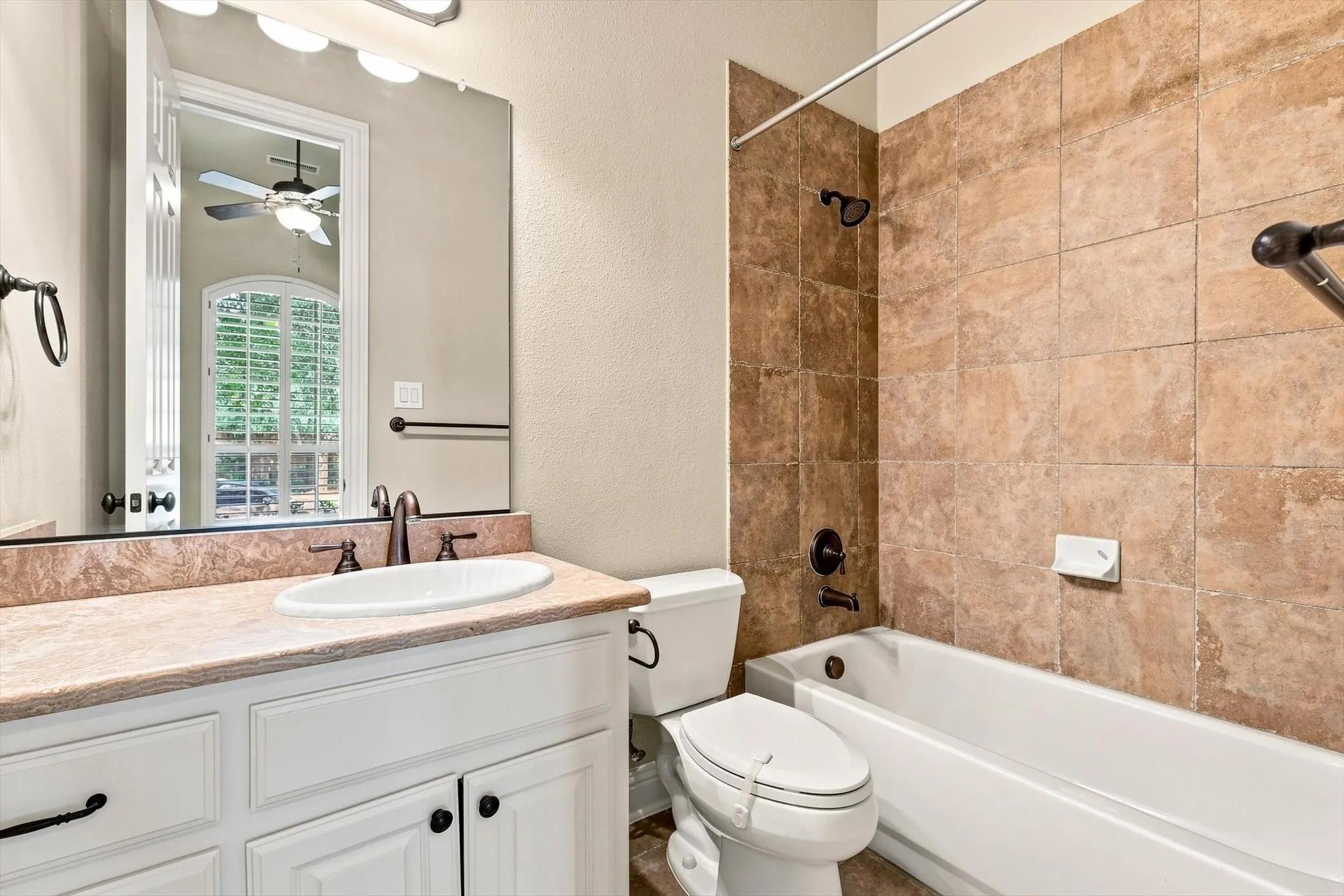 Single Family Residence For Sale in Collin County , 1309 Concho Drive, Allen, Texas 75013, 5 Bedroom, 5 Bathroom, 3 Garage spaces, 4,530 Sqft, built in 2007, mls#21361476, Real Estate Agent in Allen, Homes For Sale in Collin county, Homes For Sale in Allen, Realtor in Allen Texas, Real Estate Brokerage Independent Realty Texas, Luminita Cordes Realtor