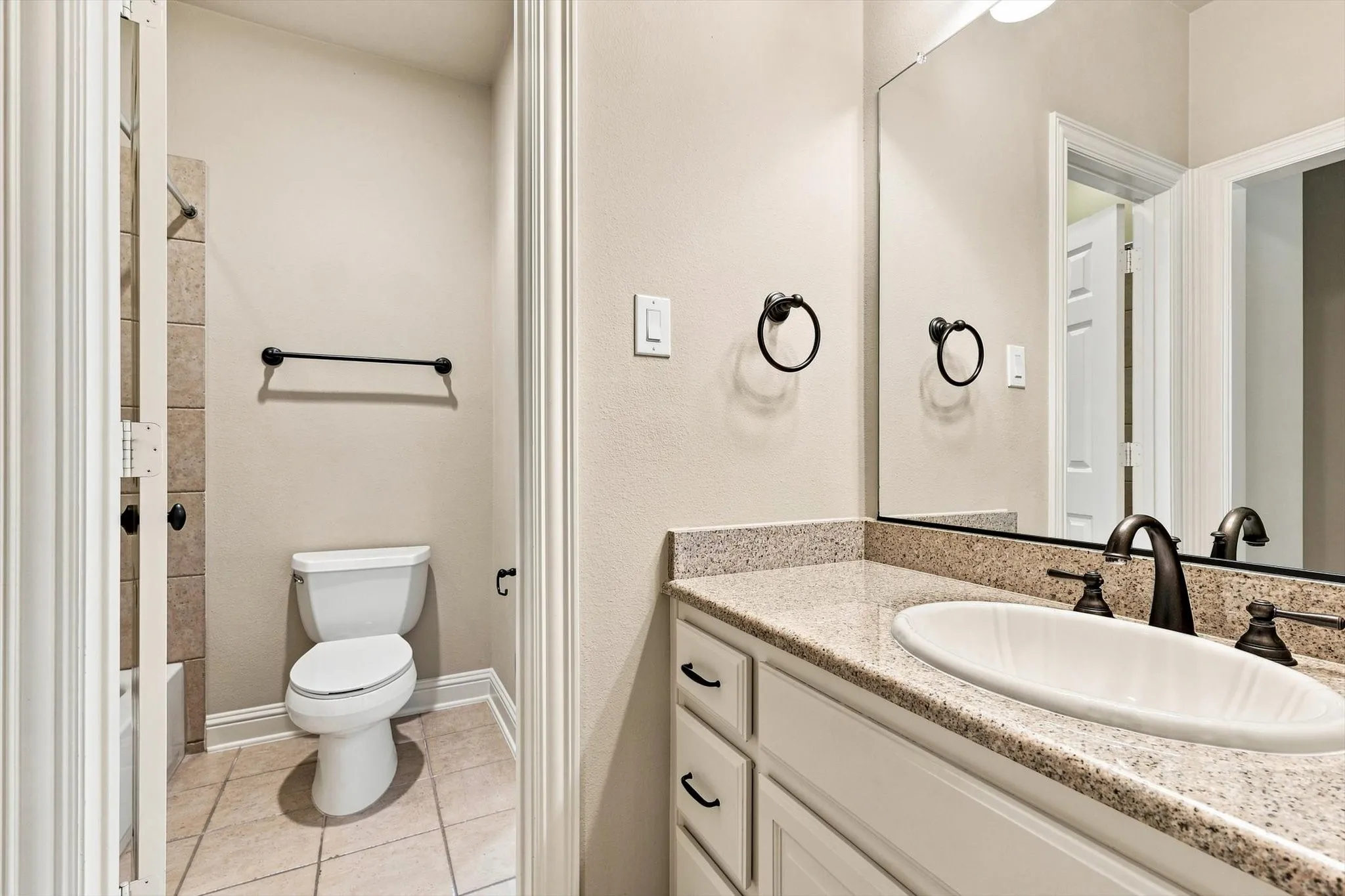 Single Family Residence For Sale in Collin County , 1309 Concho Drive, Allen, Texas 75013, 5 Bedroom, 5 Bathroom, 3 Garage spaces, 4,530 Sqft, built in 2007, mls#21361476, Real Estate Agent in Allen, Homes For Sale in Collin county, Homes For Sale in Allen, Realtor in Allen Texas, Real Estate Brokerage Independent Realty Texas, Luminita Cordes Realtor