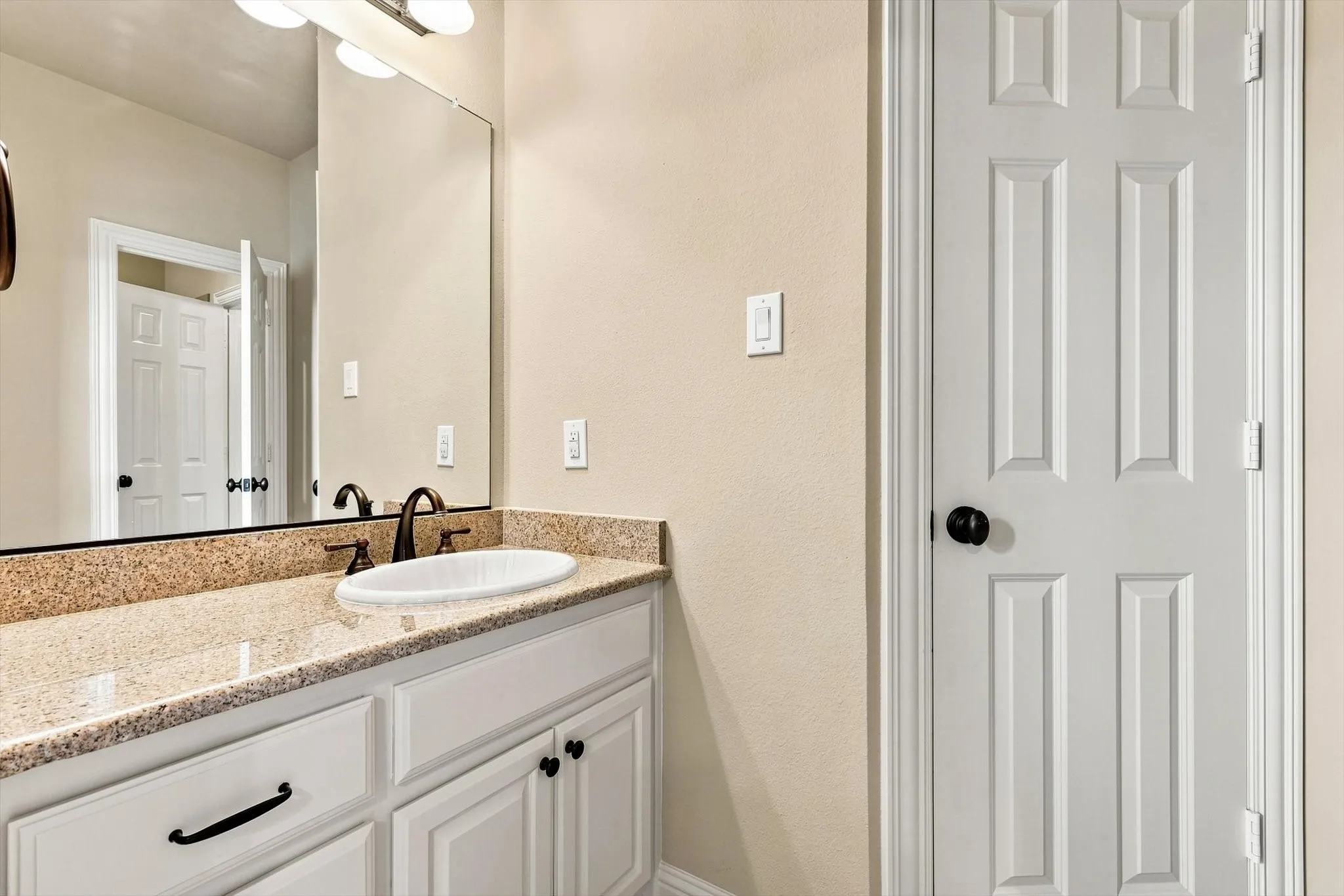 Single Family Residence For Sale in Collin County , 1309 Concho Drive, Allen, Texas 75013, 5 Bedroom, 5 Bathroom, 3 Garage spaces, 4,530 Sqft, built in 2007, mls#21361476, Real Estate Agent in Allen, Homes For Sale in Collin county, Homes For Sale in Allen, Realtor in Allen Texas, Real Estate Brokerage Independent Realty Texas, Luminita Cordes Realtor