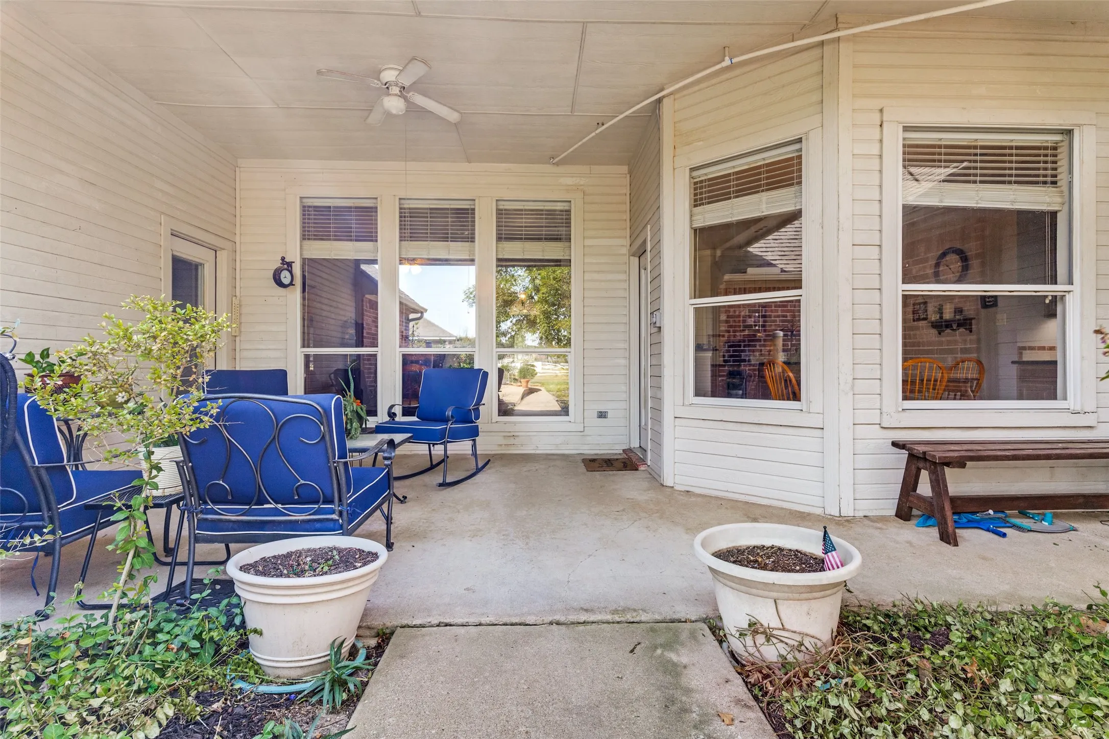 Single Family Residence For Sale in Tarrant County , 11432 Brook Green Lane, Haslet, Texas 76052, 4 Bedroom, 3 Bathroom, 6 Garage spaces, 3,242 Sqft, built in 2000, mls#21362145, Real Estate Agent in Haslet, Homes For Sale in Tarrant county, Homes For Sale in Haslet, Realtor in Haslet Texas, Real Estate Brokerage Independent Realty Texas, Luminita Cordes Realtor