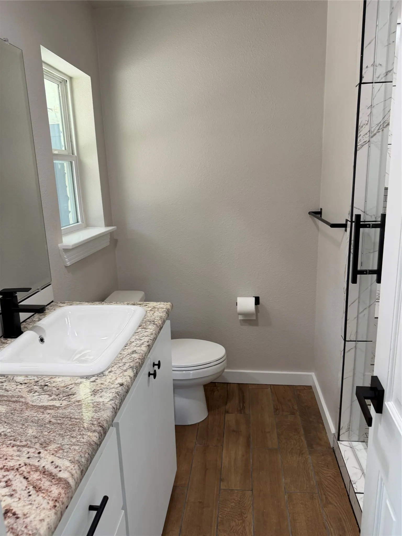 Single Family Residence For Sale in Dallas County , 1818 Walnut Avenue, Carrollton, Texas 75006, 4 Bedroom, 3 Bathroom, Garage spaces, 2,150 Sqft, built in 1961, mls#21364782, Real Estate Agent in Carrollton, Homes For Sale in Dallas county, Homes For Sale in Carrollton, Realtor in Carrollton Texas, Real Estate Brokerage Independent Realty Texas, Luminita Cordes Realtor