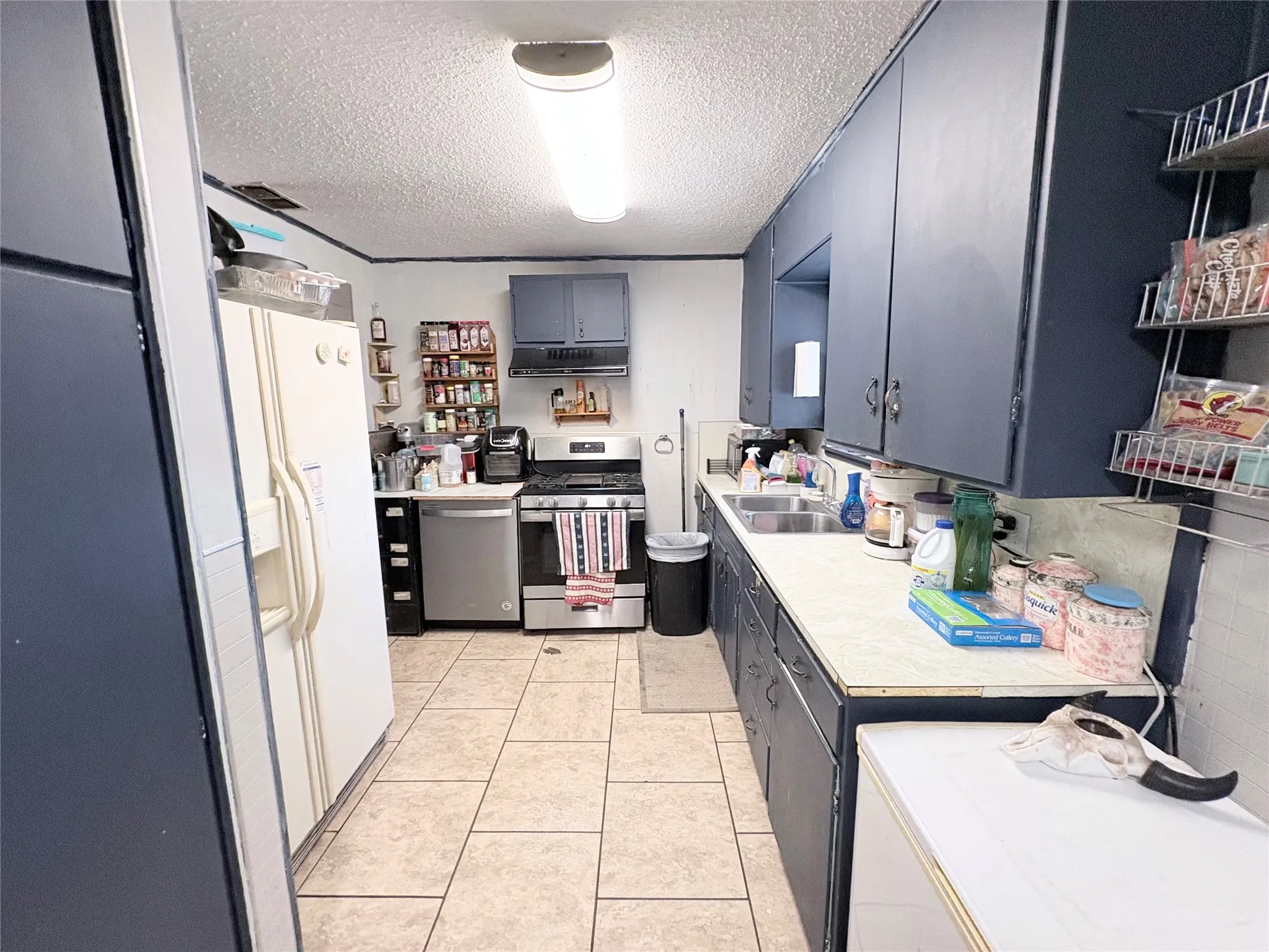 Single Family Residence For Sale in Eastland County , 419 E Conner Street, Eastland, Texas 76448, 3 Bedroom, 1 Bathroom, 2 Garage spaces, 1,124 Sqft, built in 1950, Price $119,900, mls#21364784, Real Estate Agent in Eastland, Homes For Sale in Eastland county, Homes For Sale in Eastland, Realtor in Eastland Texas, Real Estate Brokerage Independent Realty Texas, Luminita Cordes Realtor