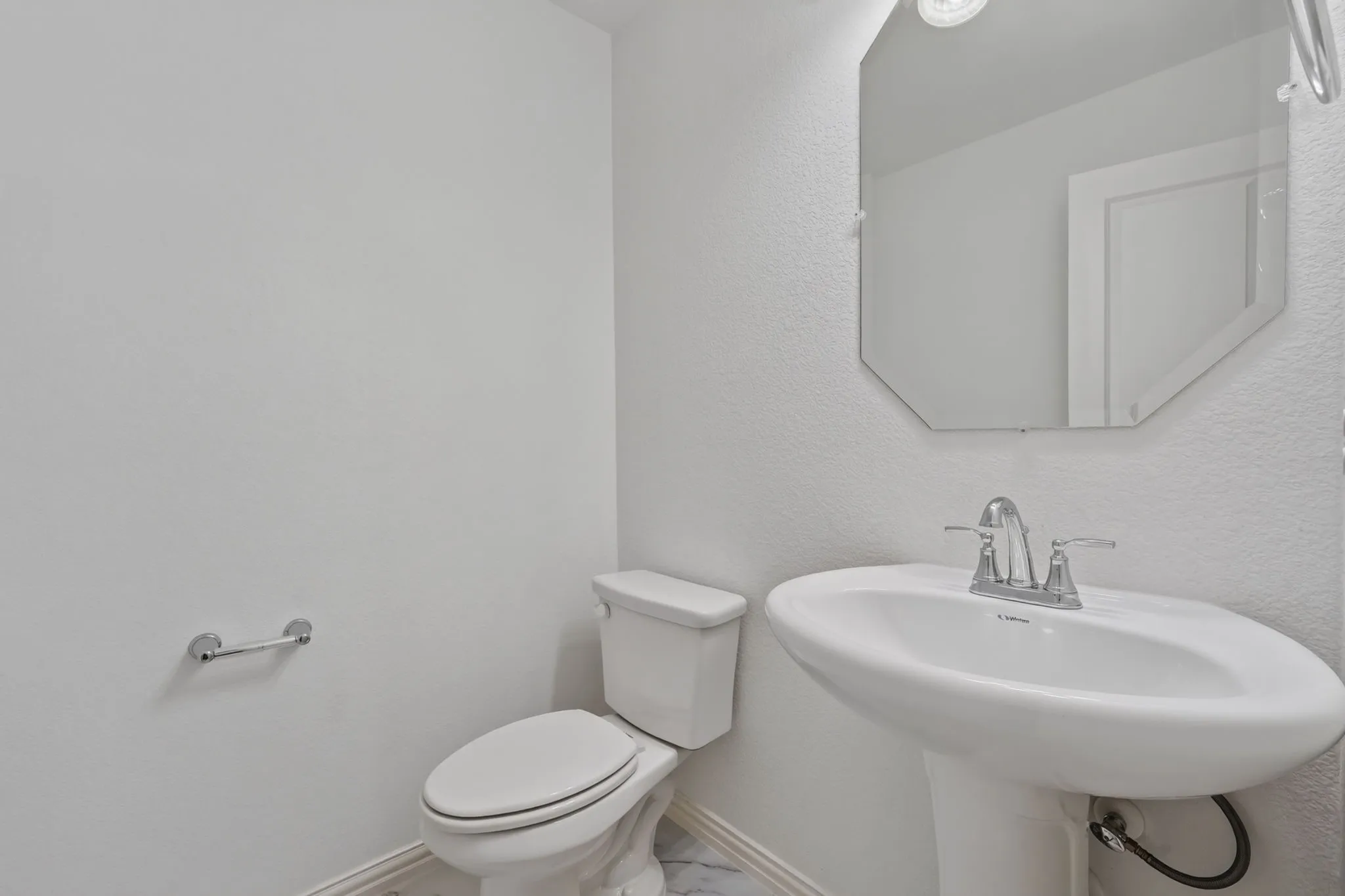 Single Family Residence For Sale in Collin County , 754 Corner Post Path, Celina, Texas 75009, 3 Bedroom, 4 Bathroom, 3 Garage spaces, 3,008 Sqft, built in 2020, mls#21364785, Real Estate Agent in Celina, Homes For Sale in Collin county, Homes For Sale in Celina, Realtor in Celina Texas, Real Estate Brokerage Independent Realty Texas, Luminita Cordes Realtor