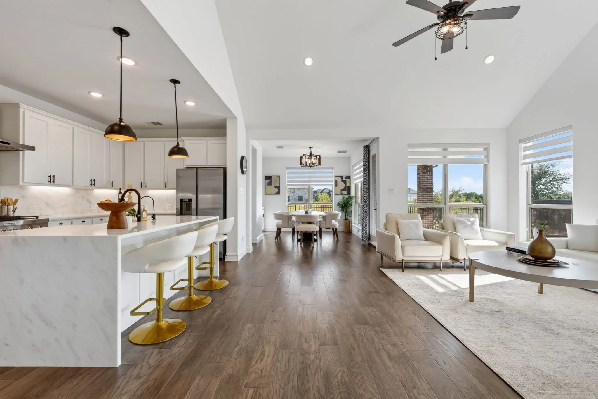 Single Family Residence For Sale in Collin County , 754 Corner Post Path, Celina, Texas 75009, 3 Bedroom, 4 Bathroom, 3 Garage spaces, 3,008 Sqft, built in 2020, mls#21364785, Real Estate Agent in Celina, Homes For Sale in Collin county, Homes For Sale in Celina, Realtor in Celina Texas, Real Estate Brokerage Independent Realty Texas, Luminita Cordes Realtor