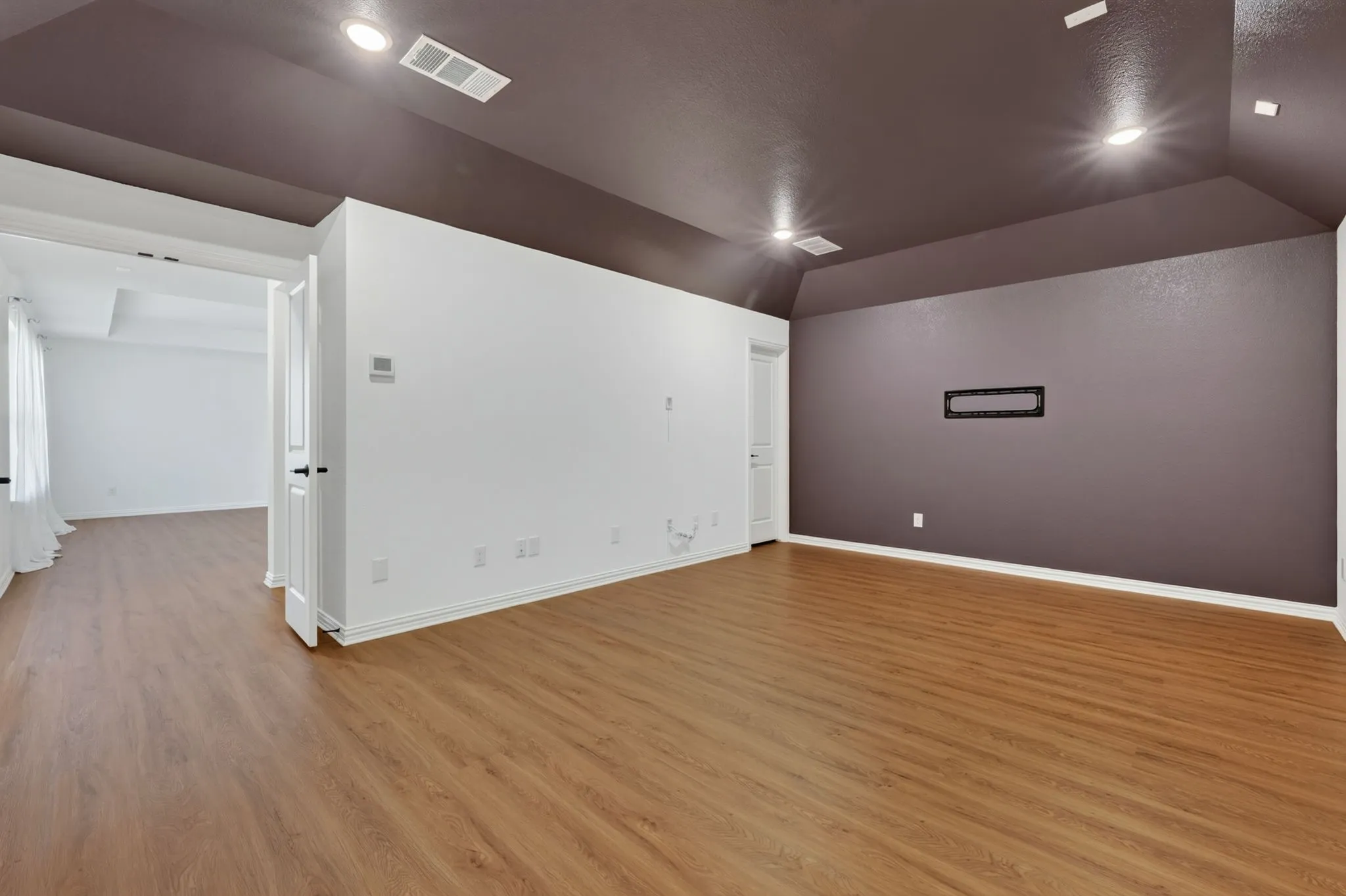 Single Family Residence For Sale in Collin County , 754 Corner Post Path, Celina, Texas 75009, 3 Bedroom, 4 Bathroom, 3 Garage spaces, 3,008 Sqft, built in 2020, mls#21364785, Real Estate Agent in Celina, Homes For Sale in Collin county, Homes For Sale in Celina, Realtor in Celina Texas, Real Estate Brokerage Independent Realty Texas, Luminita Cordes Realtor