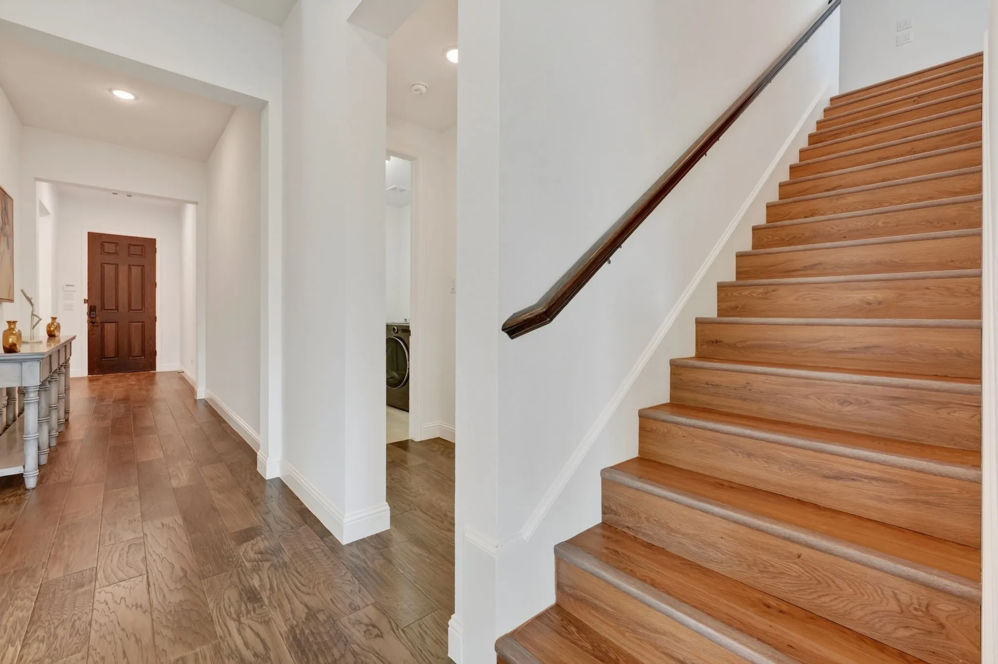 Single Family Residence For Sale in Collin County , 754 Corner Post Path, Celina, Texas 75009, 3 Bedroom, 4 Bathroom, 3 Garage spaces, 3,008 Sqft, built in 2020, mls#21364785, Real Estate Agent in Celina, Homes For Sale in Collin county, Homes For Sale in Celina, Realtor in Celina Texas, Real Estate Brokerage Independent Realty Texas, Luminita Cordes Realtor