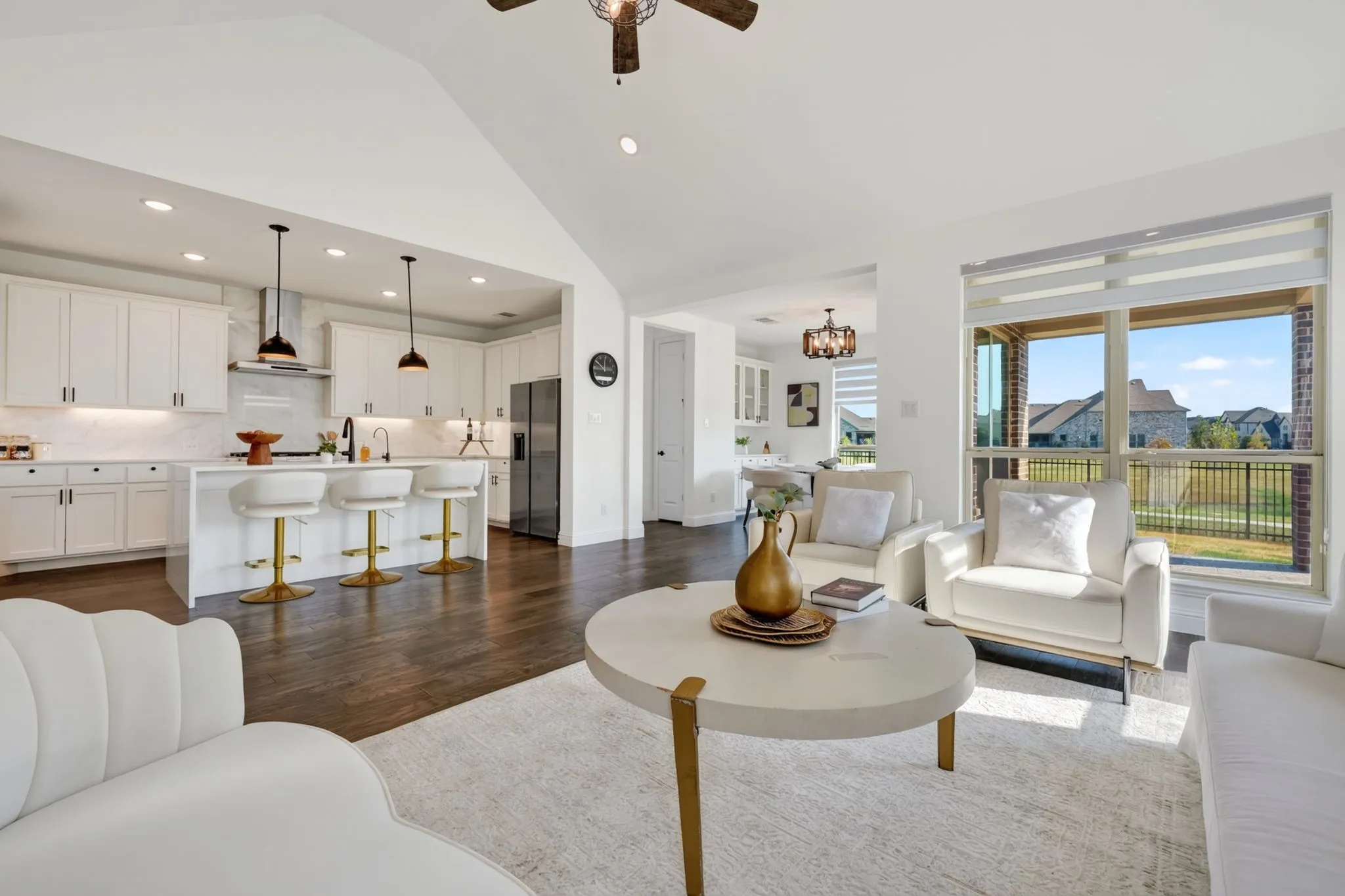 Single Family Residence For Sale in Collin County , 754 Corner Post Path, Celina, Texas 75009, 3 Bedroom, 4 Bathroom, 3 Garage spaces, 3,008 Sqft, built in 2020, mls#21364785, Real Estate Agent in Celina, Homes For Sale in Collin county, Homes For Sale in Celina, Realtor in Celina Texas, Real Estate Brokerage Independent Realty Texas, Luminita Cordes Realtor