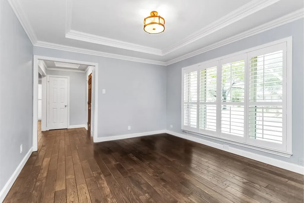 Single Family Residence For Sale in Dallas County , 10139 Cherry Tree Drive, Dallas, Texas 75243, 3 Bedroom, 3 Bathroom, 2 Garage spaces, 2,628 Sqft, built in 1978, mls#21362103, Real Estate Agent in Dallas, Homes For Sale in Dallas county, Homes For Sale in Dallas, Realtor in Dallas Texas, Real Estate Brokerage Independent Realty Texas, Luminita Cordes Realtor