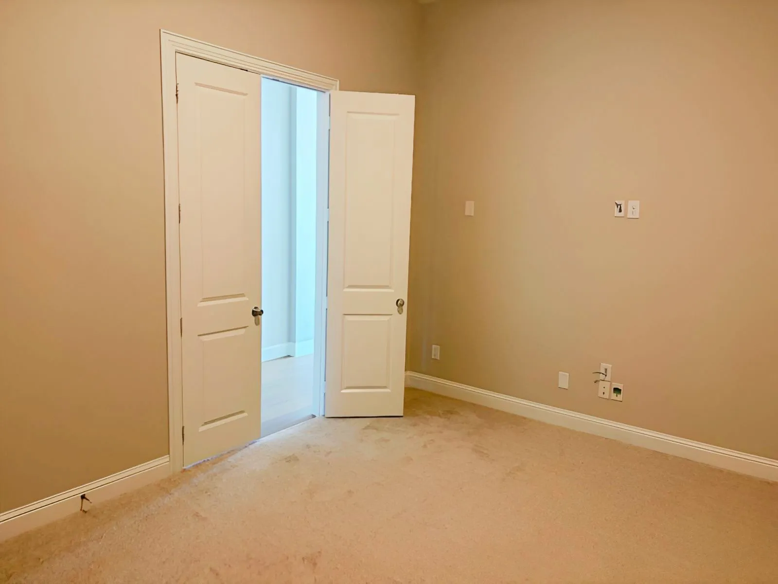 Single Family Residence For Sale in Collin County , 3511 Abingdon Avenue, Melissa, Texas 75454, 4 Bedroom, 4 Bathroom, 3 Garage spaces, 3,012 Sqft, built in 2021, mls#21364788, Real Estate Agent in Melissa, Homes For Sale in Collin county, Homes For Sale in Melissa, Realtor in Melissa Texas, Real Estate Brokerage Independent Realty Texas, Luminita Cordes Realtor