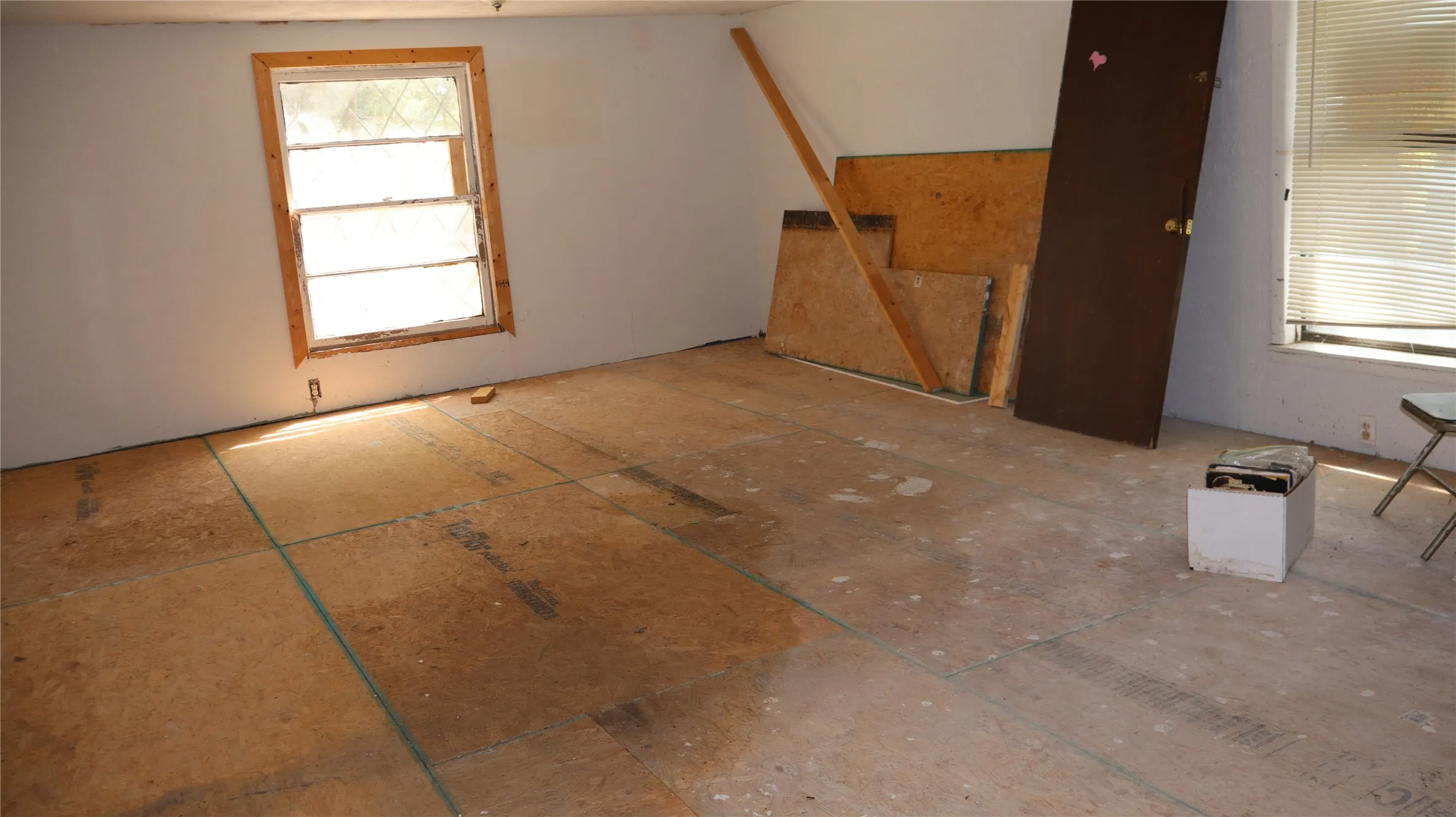 Single Family Residence For Sale in Delta County , 1050 E Dallas Avenue, Cooper, Texas 75432, 3 Bedroom, 2 Bathroom, 2 Garage spaces, 1,610 Sqft, built in 1900, mls#21364558, Real Estate Agent in Cooper, Homes For Sale in Delta county, Homes For Sale in Cooper, Realtor in Cooper Texas, Real Estate Brokerage Independent Realty Texas, Luminita Cordes Realtor