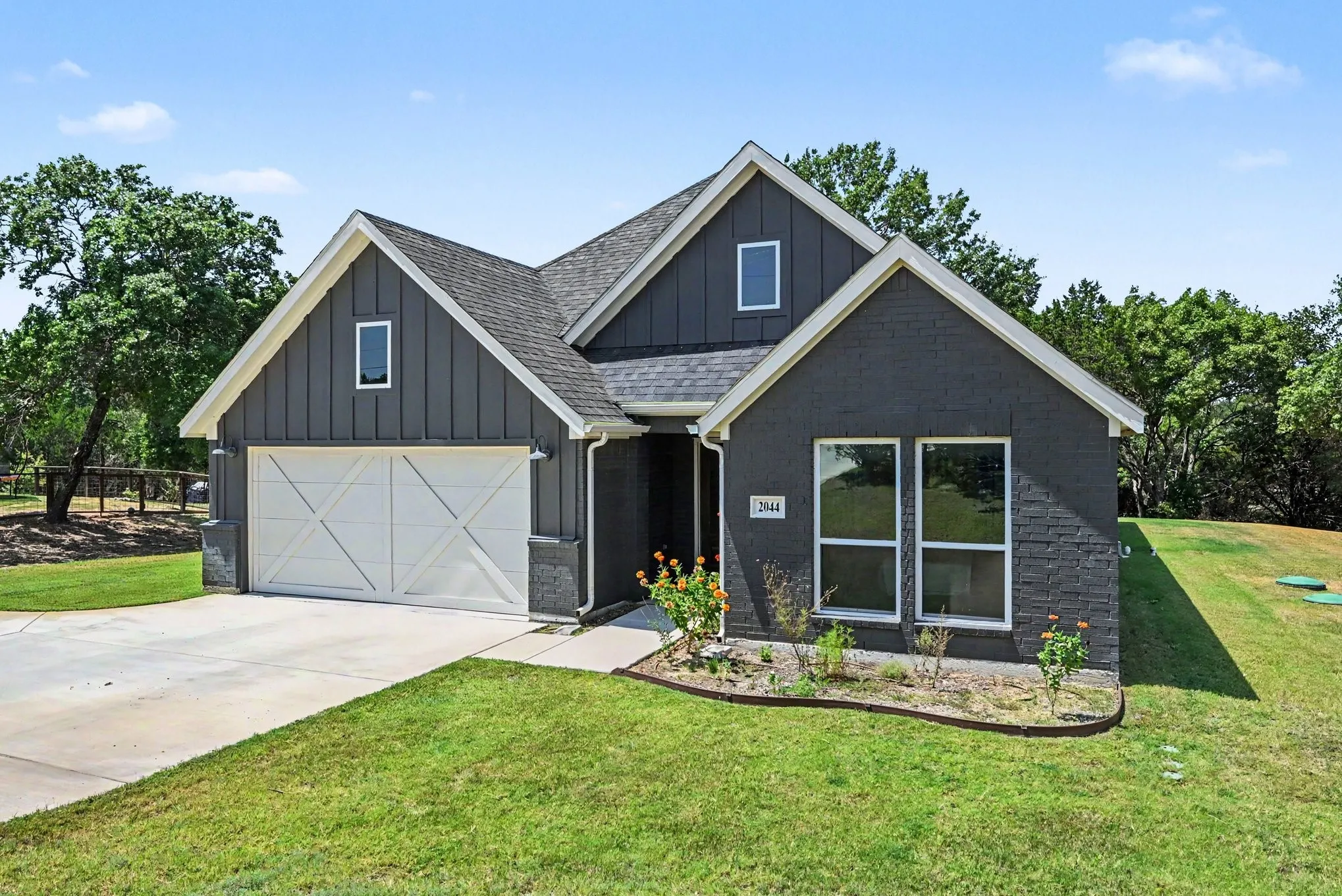 Single Family Residence For Sale in Parker County , 2044 Redemption Drive, Weatherford, Texas 76088, 4 Bedroom, 2 Bathroom, 2 Garage spaces, 1,896 Sqft, built in 2023, mls#21359190, Real Estate Agent in Weatherford, Homes For Sale in Parker county, Homes For Sale in Weatherford, Realtor in Weatherford Texas, Real Estate Brokerage Independent Realty Texas, Luminita Cordes Realtor