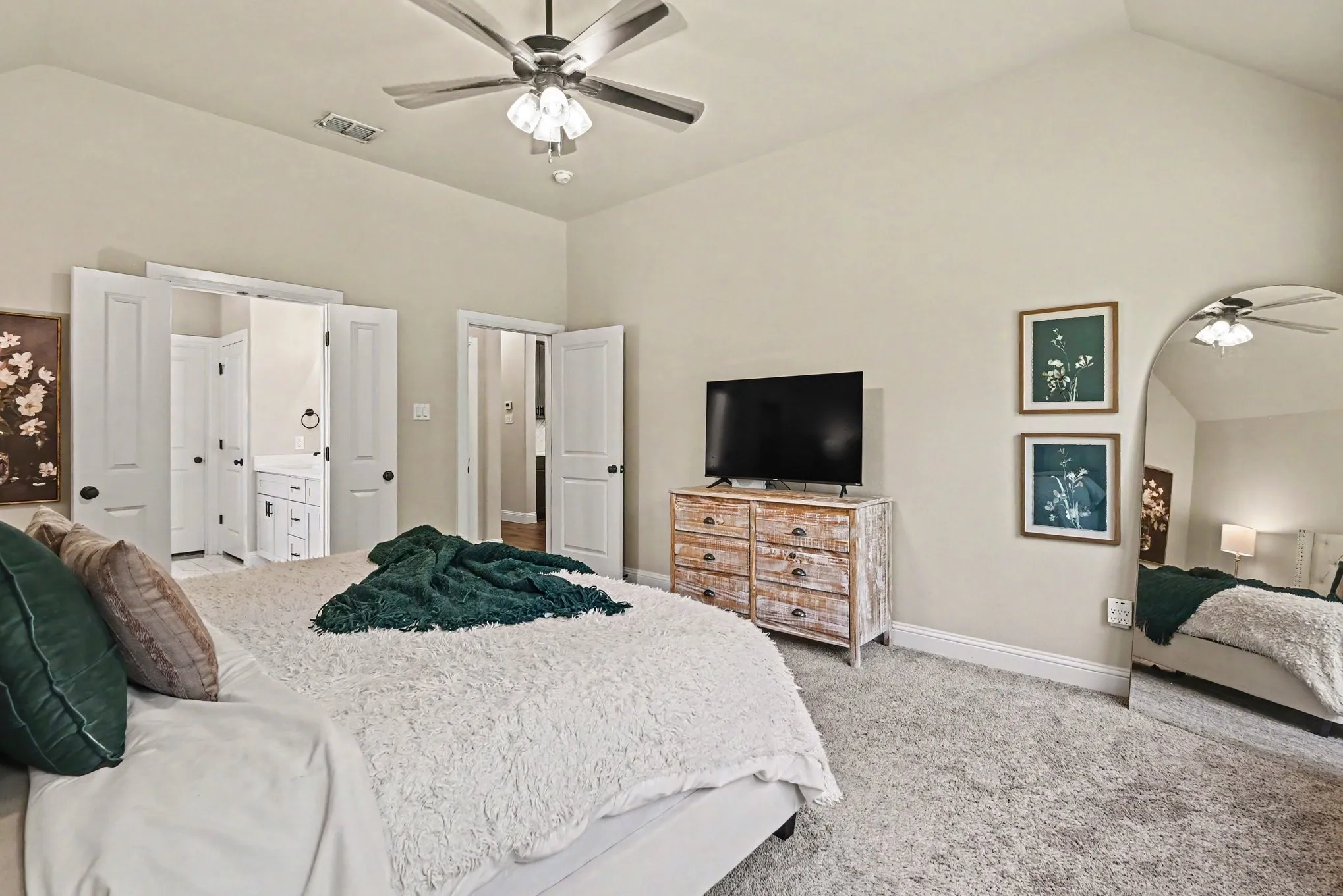 Single Family Residence For Sale in Parker County , 2044 Redemption Drive, Weatherford, Texas 76088, 4 Bedroom, 2 Bathroom, 2 Garage spaces, 1,896 Sqft, built in 2023, mls#21359190, Real Estate Agent in Weatherford, Homes For Sale in Parker county, Homes For Sale in Weatherford, Realtor in Weatherford Texas, Real Estate Brokerage Independent Realty Texas, Luminita Cordes Realtor