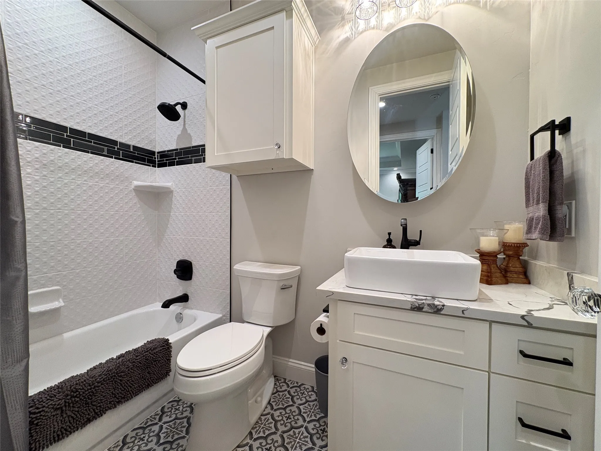 Secondary bathroom