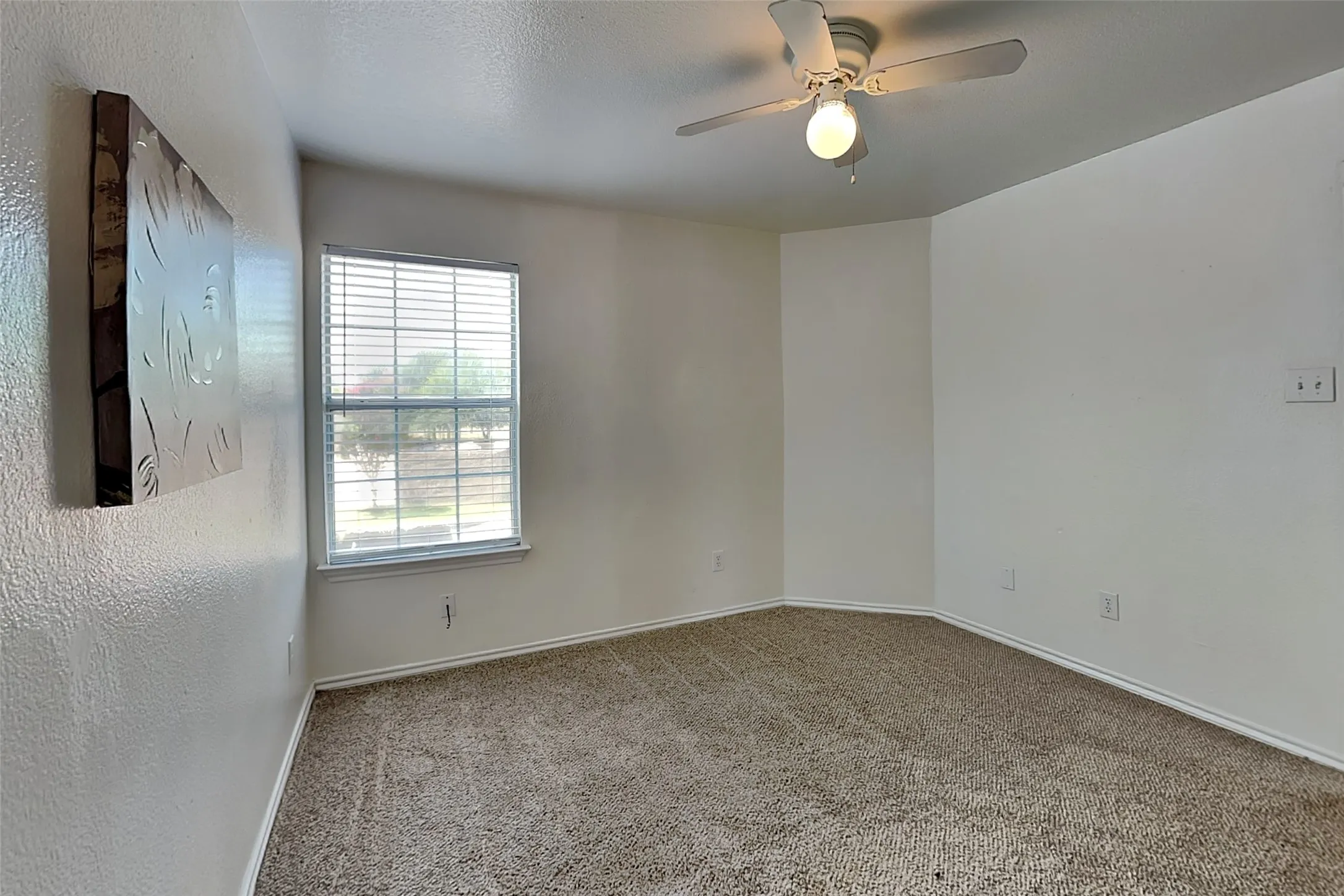 Single Family Residence For Rent in Dallas County , 905 Fairbanks Circle, Duncanville, Texas 75137, 3 Bedroom, 2 Bathroom, 1 Garage spaces, 1,235 Sqft, built in 1996, mls#21363939, Real Estate Agent in Duncanville, Homes For Rent in Dallas county, Homes For Rent in Duncanville, Realtor in Duncanville Texas, Real Estate Brokerage Independent Realty Texas, Luminita Cordes Realtor