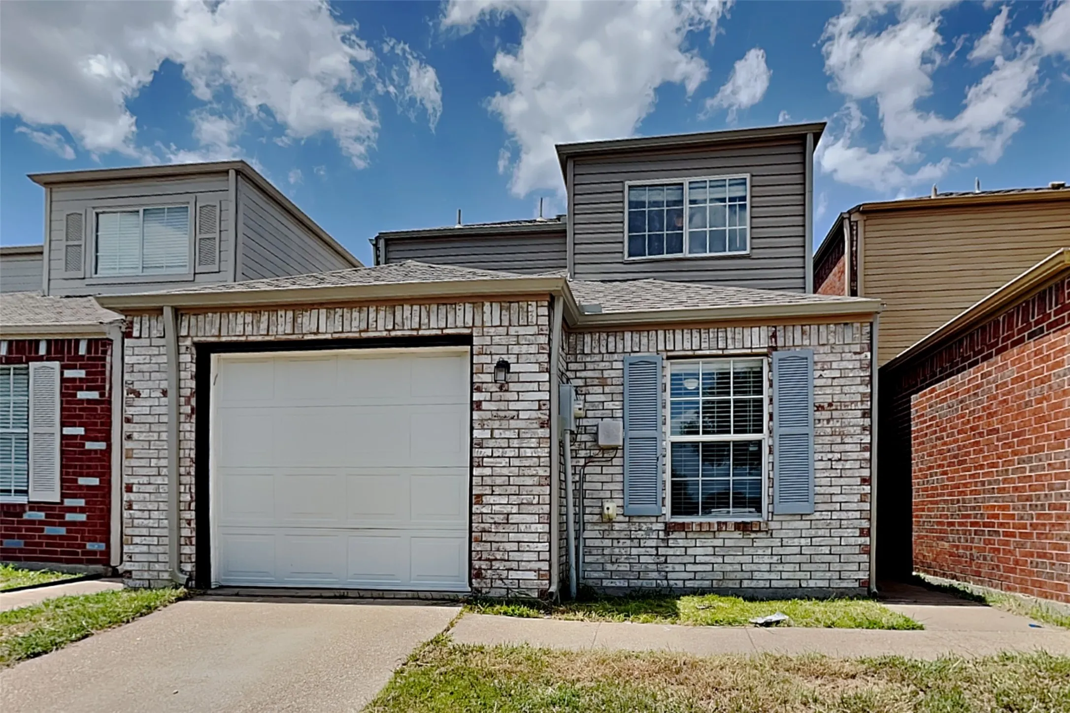 Single Family Residence For Rent in Dallas County , 905 Fairbanks Circle, Duncanville, Texas 75137, 3 Bedroom, 2 Bathroom, 1 Garage spaces, 1,235 Sqft, built in 1996, mls#21363939, Real Estate Agent in Duncanville, Homes For Rent in Dallas county, Homes For Rent in Duncanville, Realtor in Duncanville Texas, Real Estate Brokerage Independent Realty Texas, Luminita Cordes Realtor