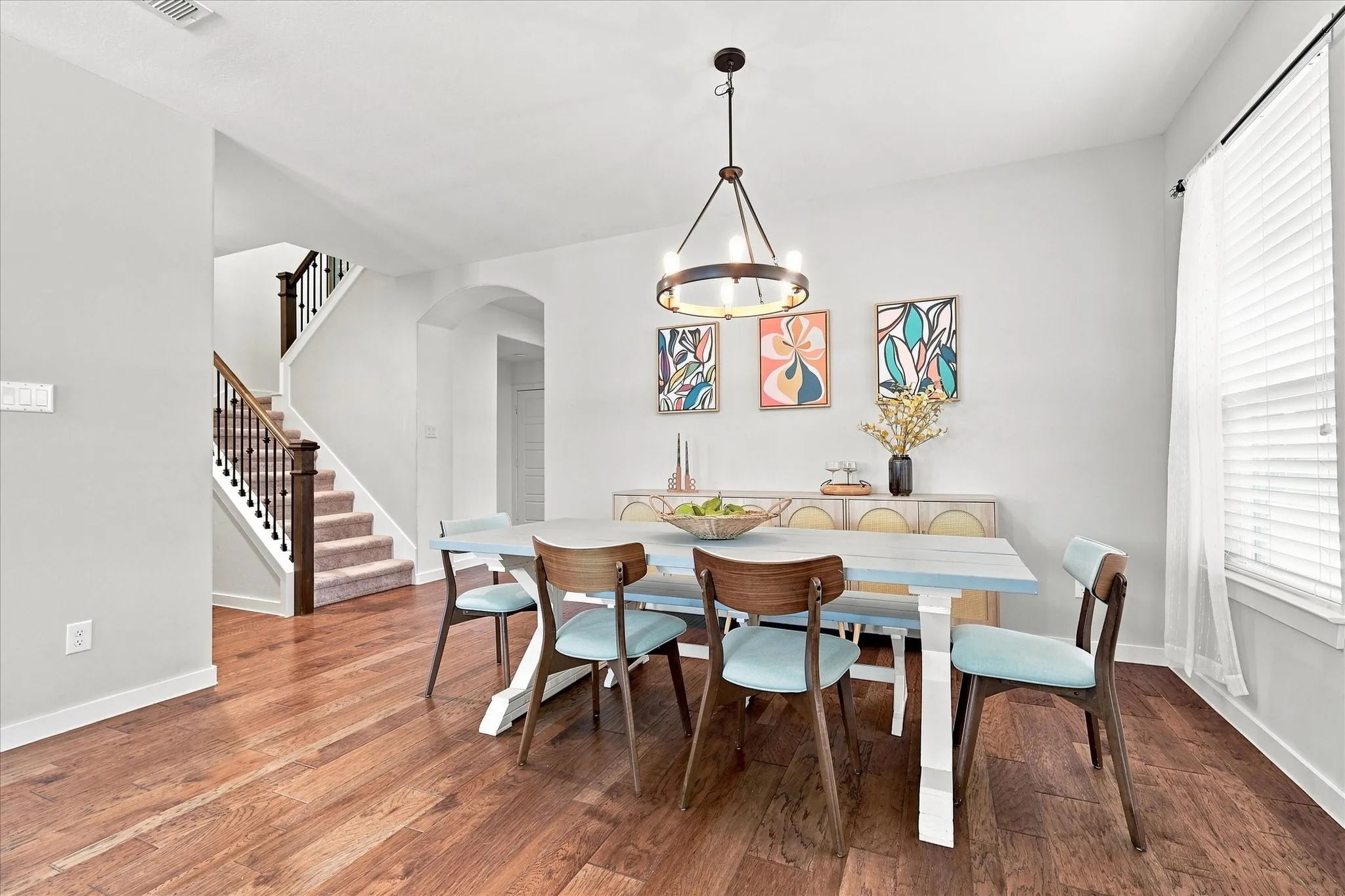 Single Family Residence For Sale in Denton County , 1725 Kaiser Cove, Argyle, Texas 76226, 5 Bedroom, 3 Bathroom, 2 Garage spaces, 2,796 Sqft, built in 2016, mls#21364470, Real Estate Agent in Argyle, Homes For Sale in Denton county, Homes For Sale in Argyle, Realtor in Argyle Texas, Real Estate Brokerage Independent Realty Texas, Luminita Cordes Realtor