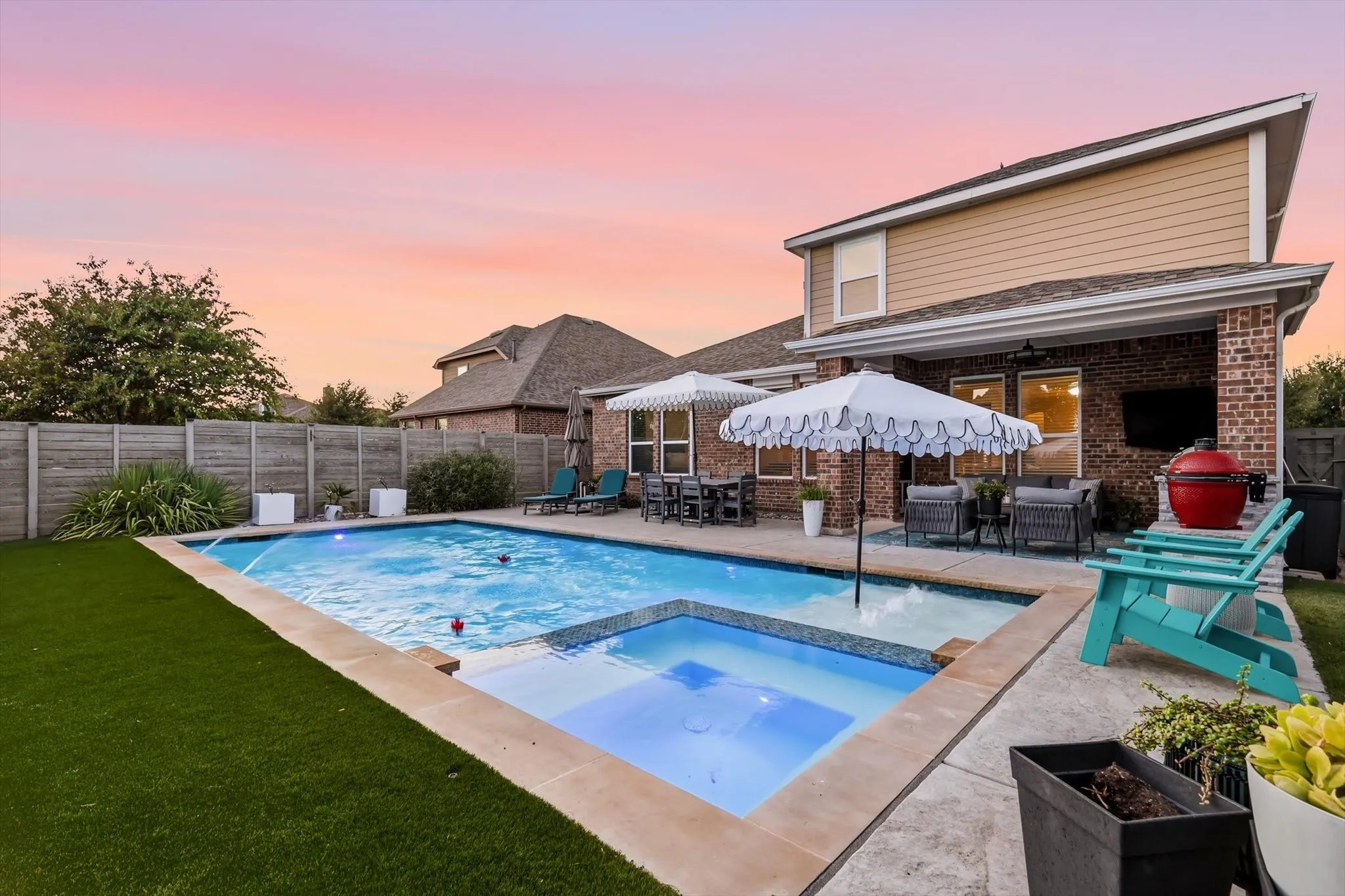 Single Family Residence For Sale in Denton County , 1725 Kaiser Cove, Argyle, Texas 76226, 5 Bedroom, 3 Bathroom, 2 Garage spaces, 2,796 Sqft, built in 2016, mls#21364470, Real Estate Agent in Argyle, Homes For Sale in Denton county, Homes For Sale in Argyle, Realtor in Argyle Texas, Real Estate Brokerage Independent Realty Texas, Luminita Cordes Realtor
