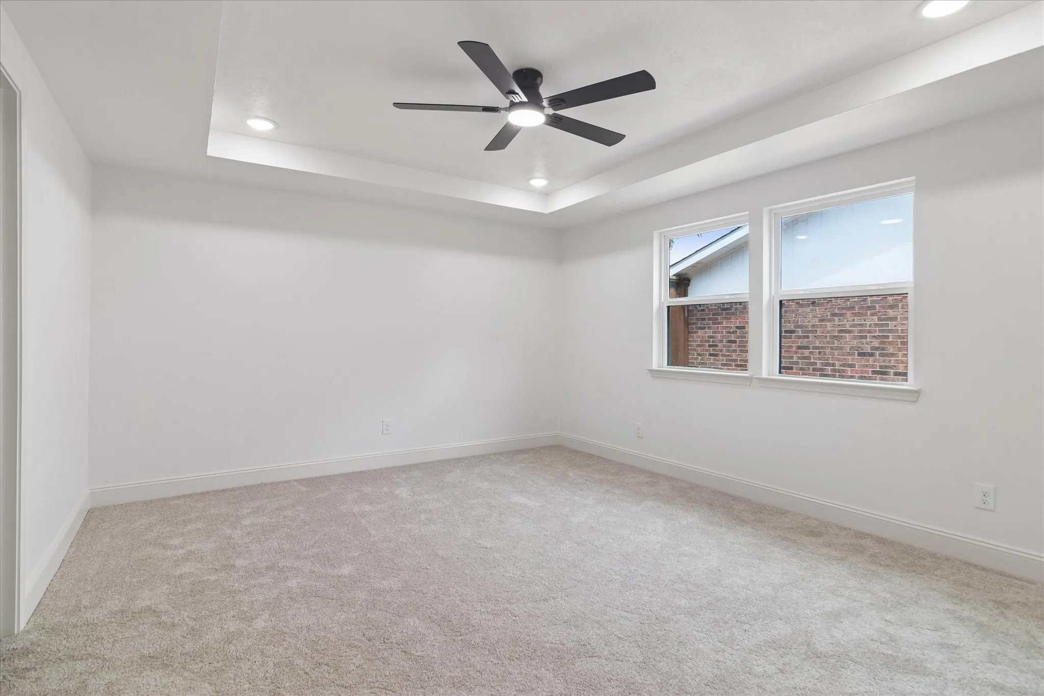 Single Family Residence For Sale in Dallas County , 4801 Elm Ridge Lane, Garland, Texas 75044, 3 Bedroom, 2 Bathroom, 2 Garage spaces, 1,572 Sqft, built in 1973, mls#21364484, Real Estate Agent in Garland, Homes For Sale in Dallas county, Homes For Sale in Garland, Realtor in Garland Texas, Real Estate Brokerage Independent Realty Texas, Luminita Cordes Realtor
