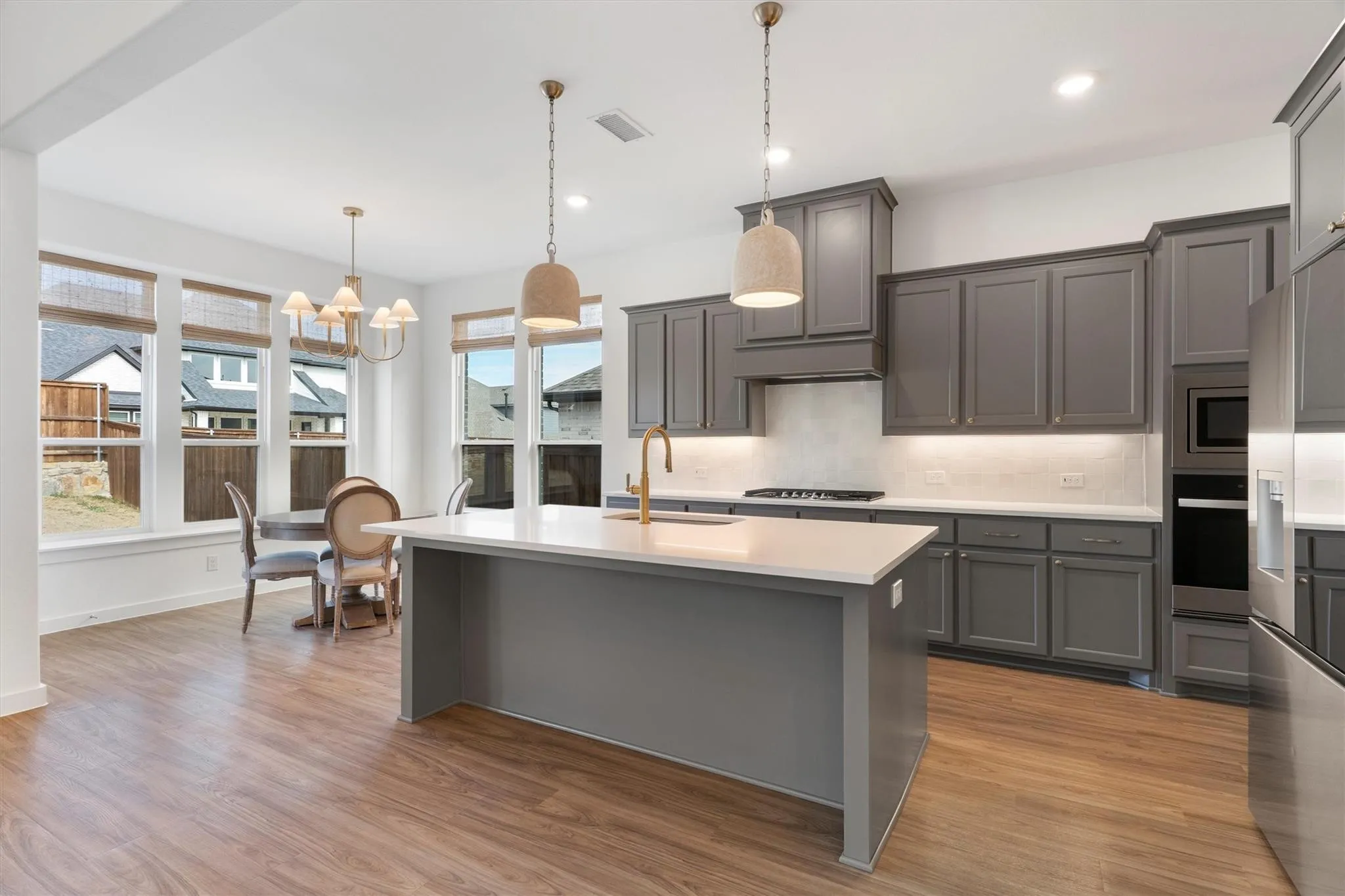 Single Family Residence For Sale in Collin County , 1421 Valor Way, Wylie, Texas 75098, 4 Bedroom, 3 Bathroom, 2 Garage spaces, 3,770 Sqft, built in 2023, mls#21364600, Real Estate Agent in Wylie, Homes For Sale in Collin county, Homes For Sale in Wylie, Realtor in Wylie Texas, Real Estate Brokerage Independent Realty Texas, Luminita Cordes Realtor
