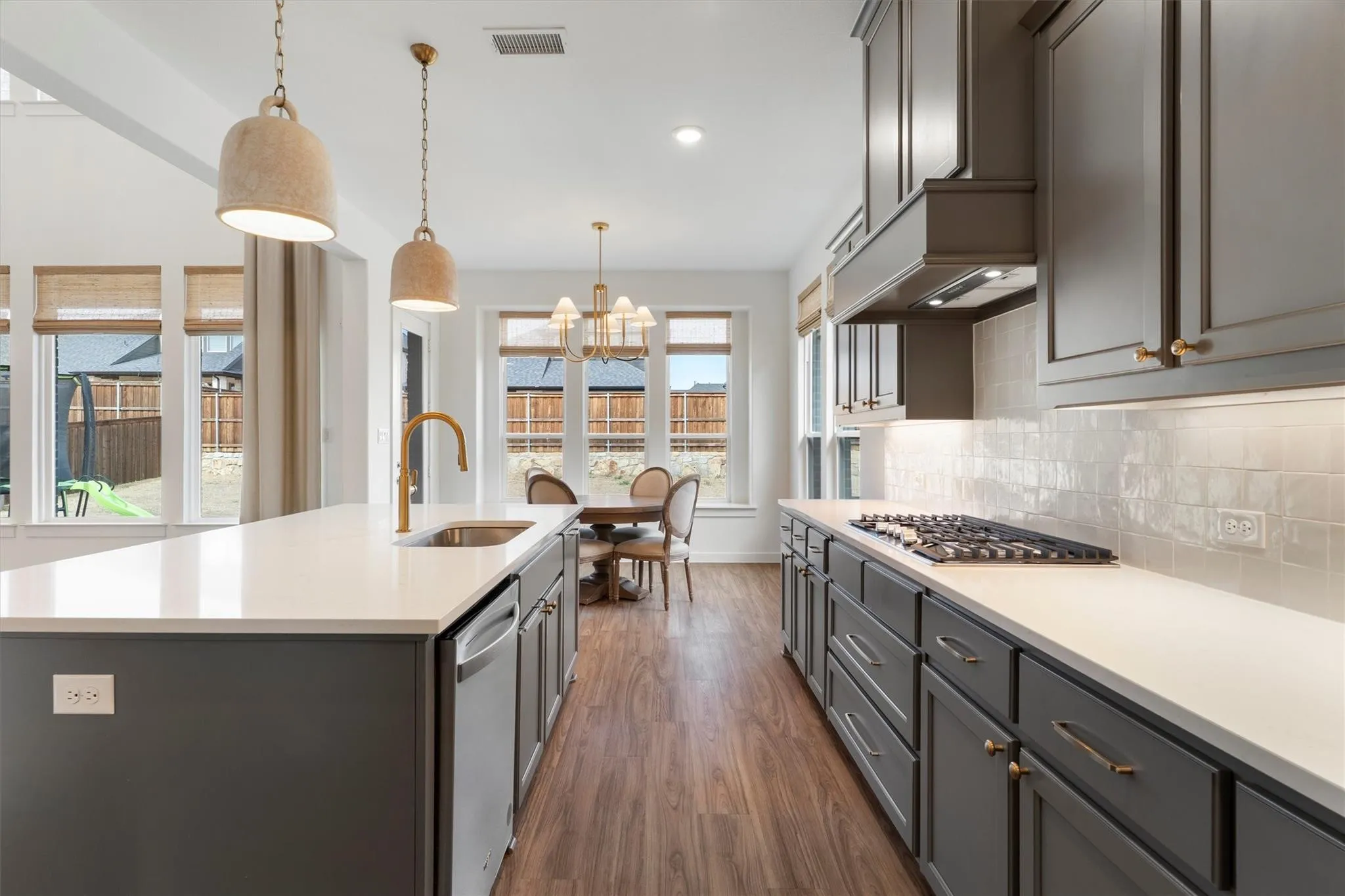 Single Family Residence For Sale in Collin County , 1421 Valor Way, Wylie, Texas 75098, 4 Bedroom, 3 Bathroom, 2 Garage spaces, 3,770 Sqft, built in 2023, mls#21364600, Real Estate Agent in Wylie, Homes For Sale in Collin county, Homes For Sale in Wylie, Realtor in Wylie Texas, Real Estate Brokerage Independent Realty Texas, Luminita Cordes Realtor