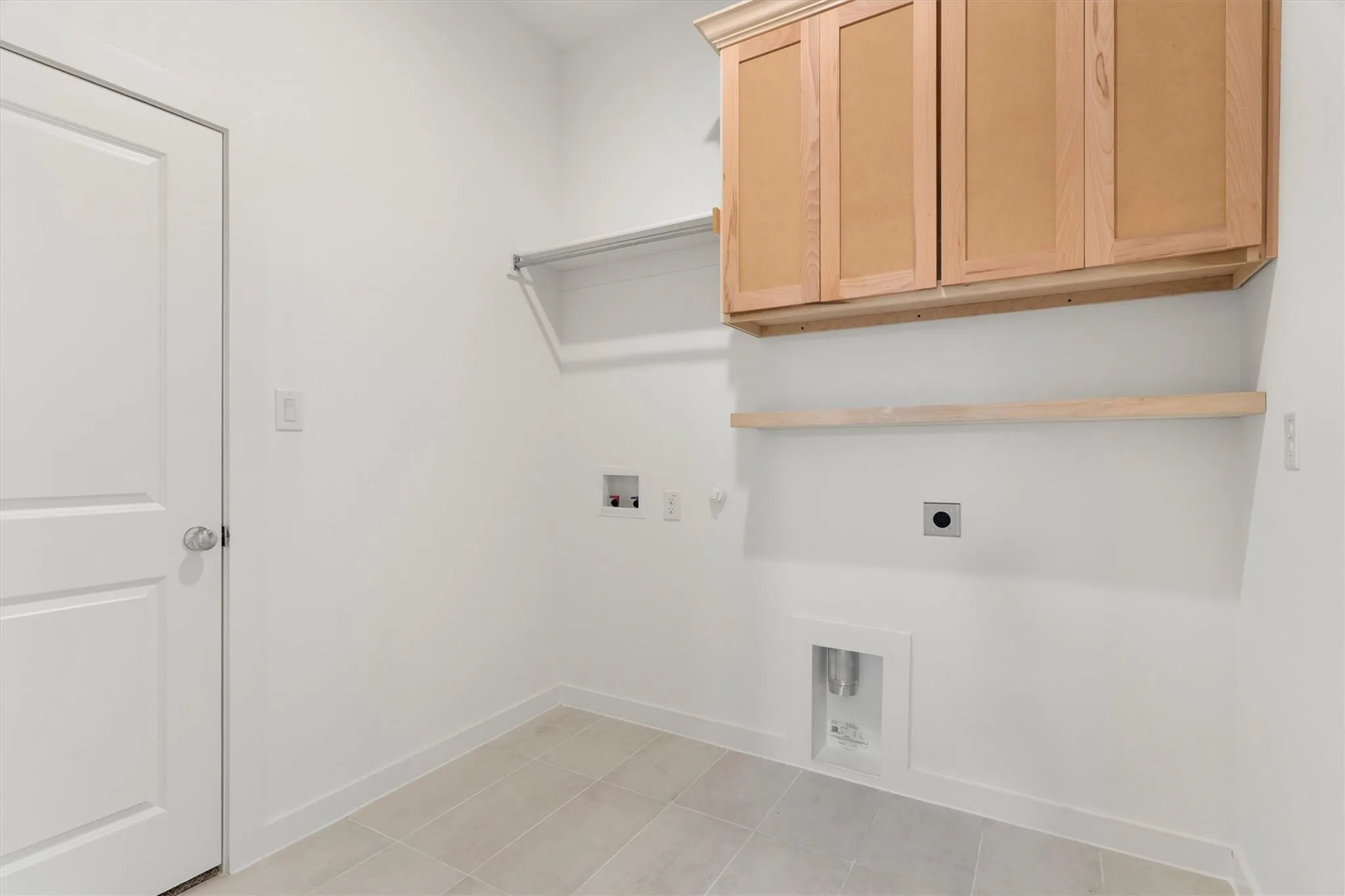 Laundry room with extra storage