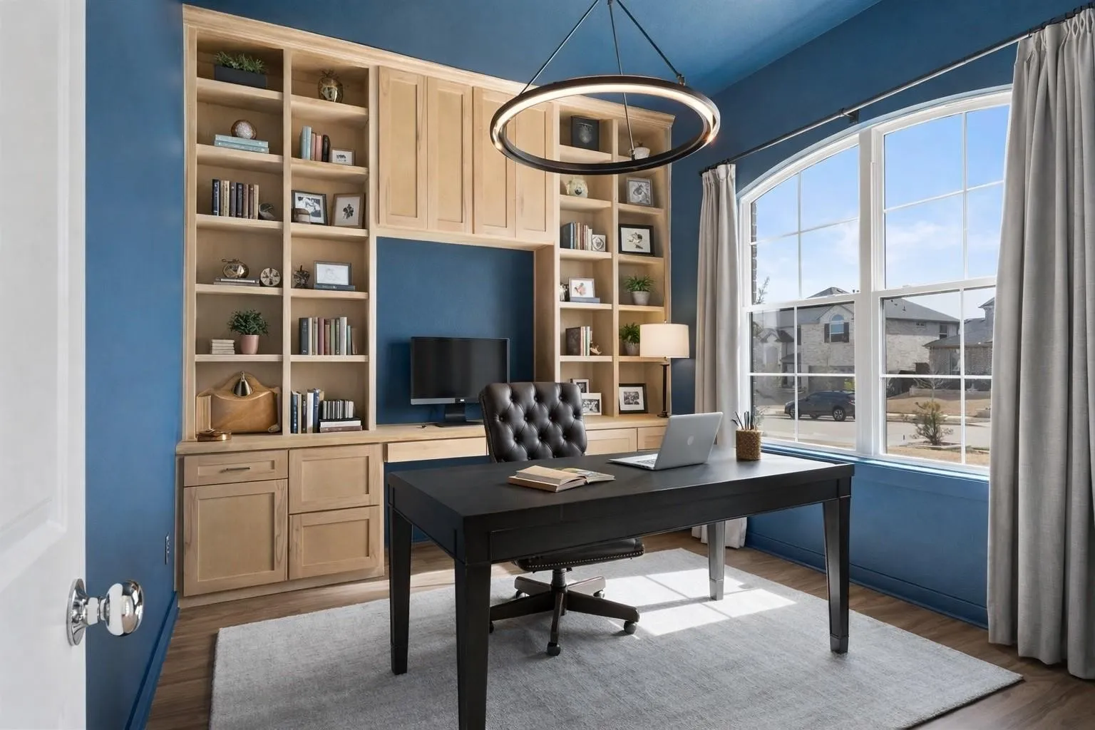 Virtually Staged - Office