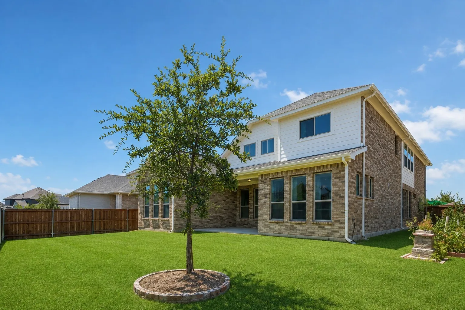 Single Family Residence For Sale in Johnson County , 1804 Landing Street, Mansfield, Texas 76063, 4 Bedroom, 4 Bathroom, 2 Garage spaces, 3,625 Sqft, built in 2022, mls#21354464, Real Estate Agent in Mansfield, Homes For Sale in Johnson county, Homes For Sale in Mansfield, Realtor in Mansfield Texas, Real Estate Brokerage Independent Realty Texas, Luminita Cordes Realtor
