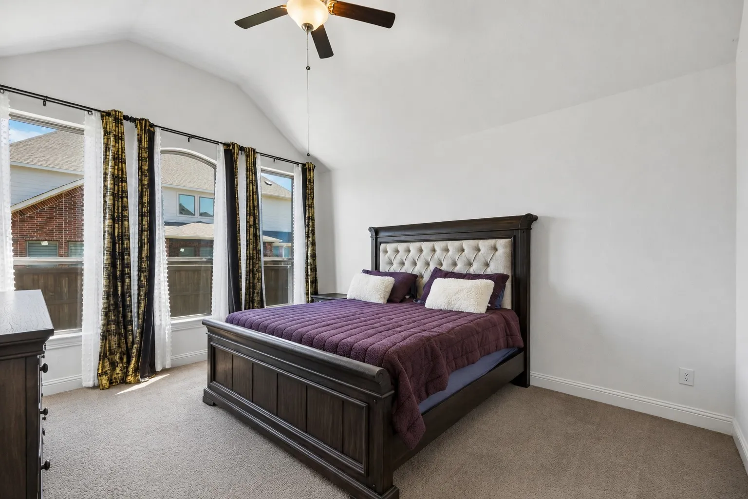 Single Family Residence For Sale in Johnson County , 1804 Landing Street, Mansfield, Texas 76063, 4 Bedroom, 4 Bathroom, 2 Garage spaces, 3,625 Sqft, built in 2022, mls#21354464, Real Estate Agent in Mansfield, Homes For Sale in Johnson county, Homes For Sale in Mansfield, Realtor in Mansfield Texas, Real Estate Brokerage Independent Realty Texas, Luminita Cordes Realtor