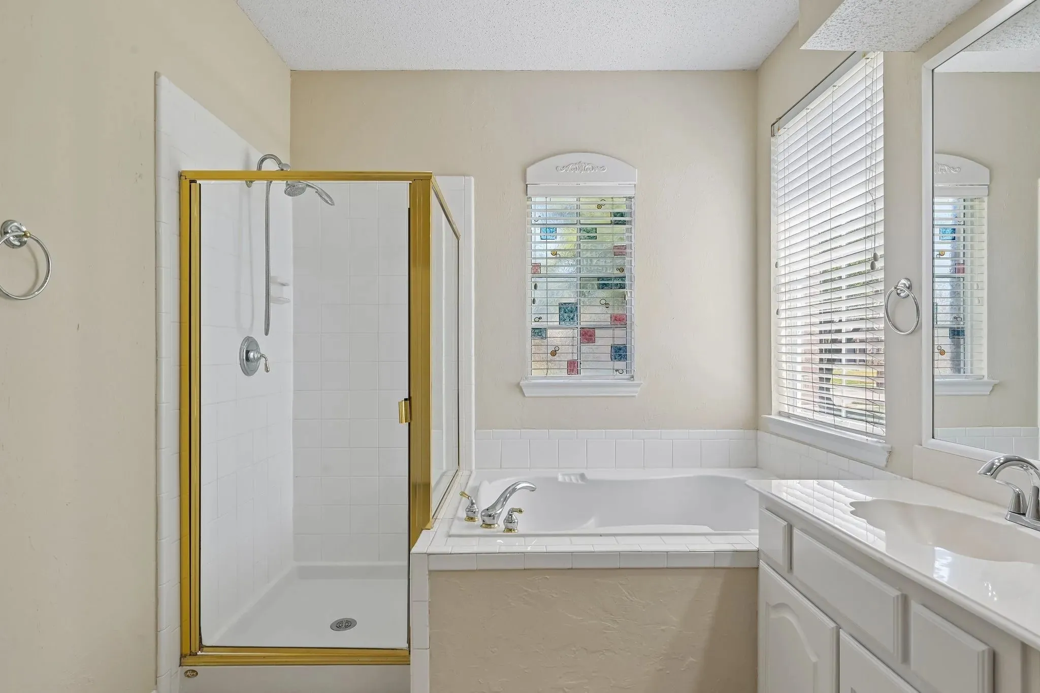 Single Family Residence For Sale in Dallas County , 525 Blackfield Drive, Coppell, Texas 75019, 4 Bedroom, 4 Bathroom, 2 Garage spaces, 3,285 Sqft, built in 1997, mls#21362617, Real Estate Agent in Coppell, Homes For Sale in Dallas county, Homes For Sale in Coppell, Realtor in Coppell Texas, Real Estate Brokerage Independent Realty Texas, Luminita Cordes Realtor