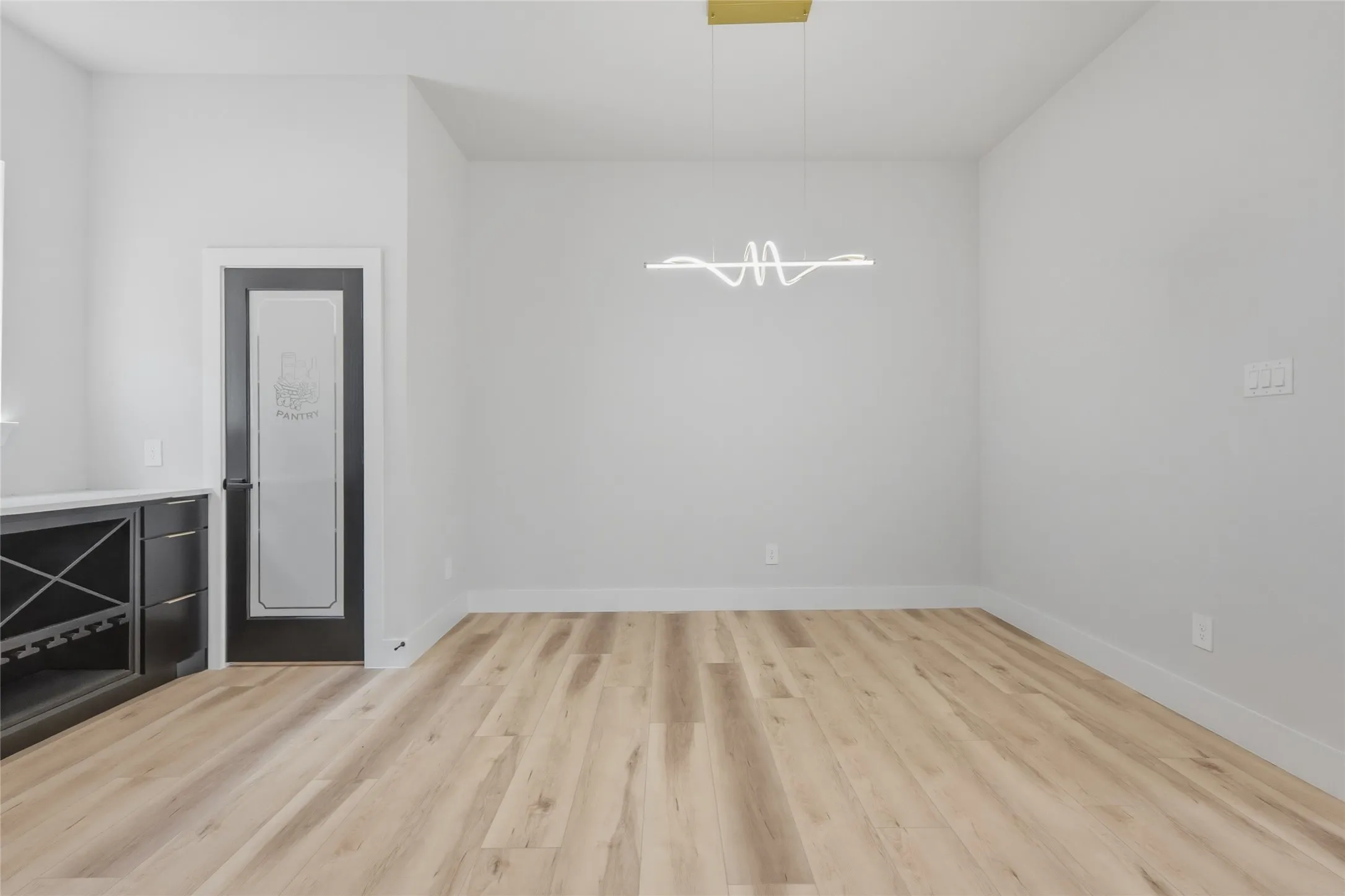 Single Family Residence For Sale in Dallas County , 3914 Harlingen Street, Dallas, Texas 75212, 4 Bedroom, 5 Bathroom, 2 Garage spaces, 2,770 Sqft, built in 2026, mls#21364203, Real Estate Agent in Dallas, Homes For Sale in Dallas county, Homes For Sale in Dallas, Realtor in Dallas Texas, Real Estate Brokerage Independent Realty Texas, Luminita Cordes Realtor