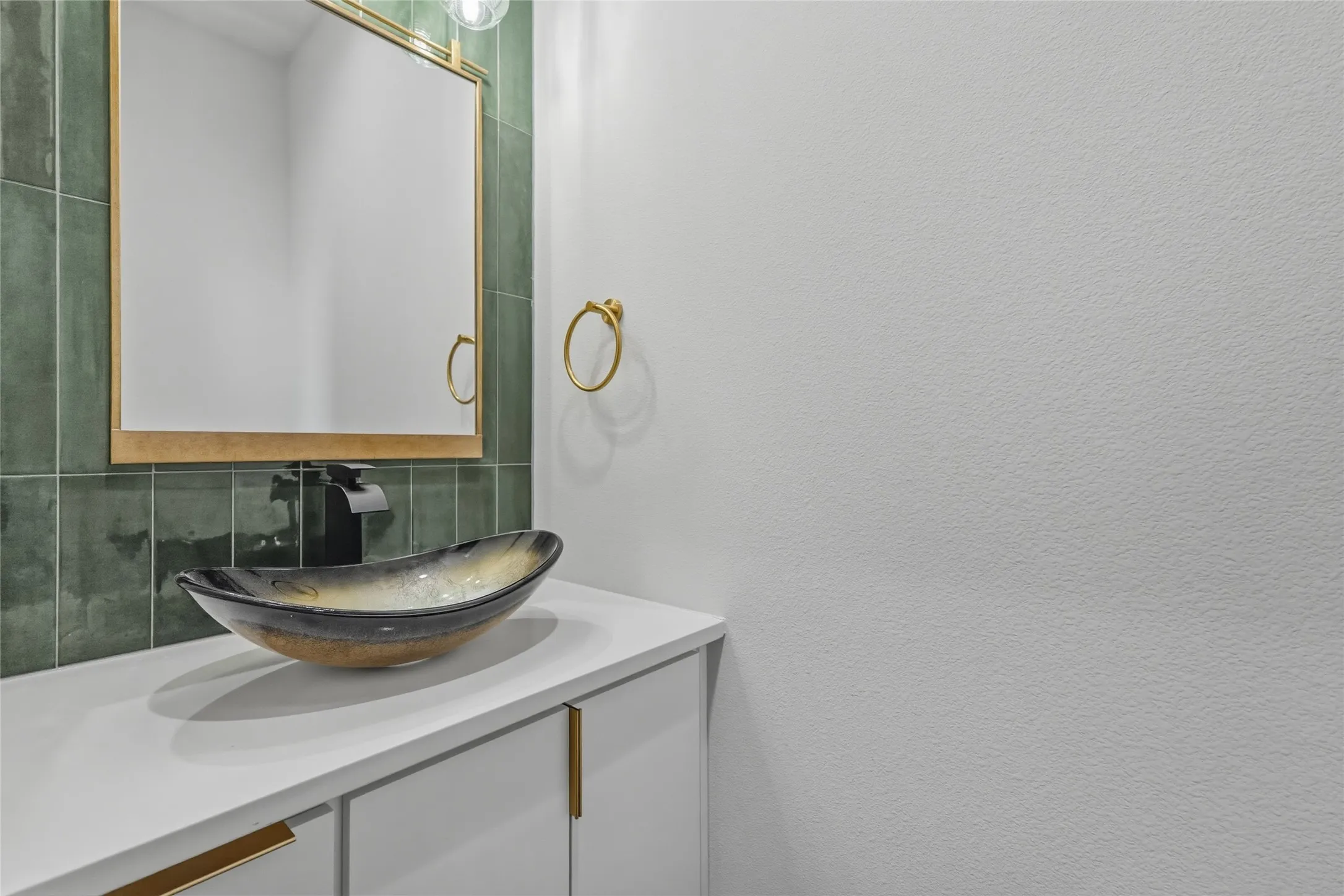 Single Family Residence For Sale in Dallas County , 3914 Harlingen Street, Dallas, Texas 75212, 4 Bedroom, 5 Bathroom, 2 Garage spaces, 2,770 Sqft, built in 2026, mls#21364203, Real Estate Agent in Dallas, Homes For Sale in Dallas county, Homes For Sale in Dallas, Realtor in Dallas Texas, Real Estate Brokerage Independent Realty Texas, Luminita Cordes Realtor