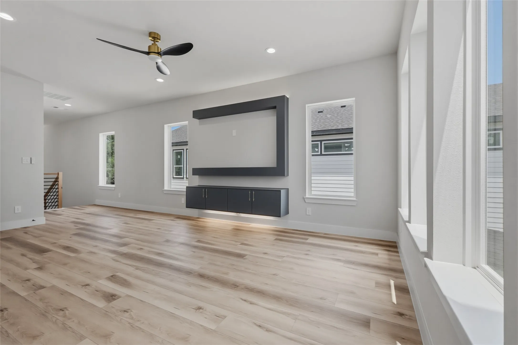 Single Family Residence For Sale in Dallas County , 3914 Harlingen Street, Dallas, Texas 75212, 4 Bedroom, 5 Bathroom, 2 Garage spaces, 2,770 Sqft, built in 2026, mls#21364203, Real Estate Agent in Dallas, Homes For Sale in Dallas county, Homes For Sale in Dallas, Realtor in Dallas Texas, Real Estate Brokerage Independent Realty Texas, Luminita Cordes Realtor