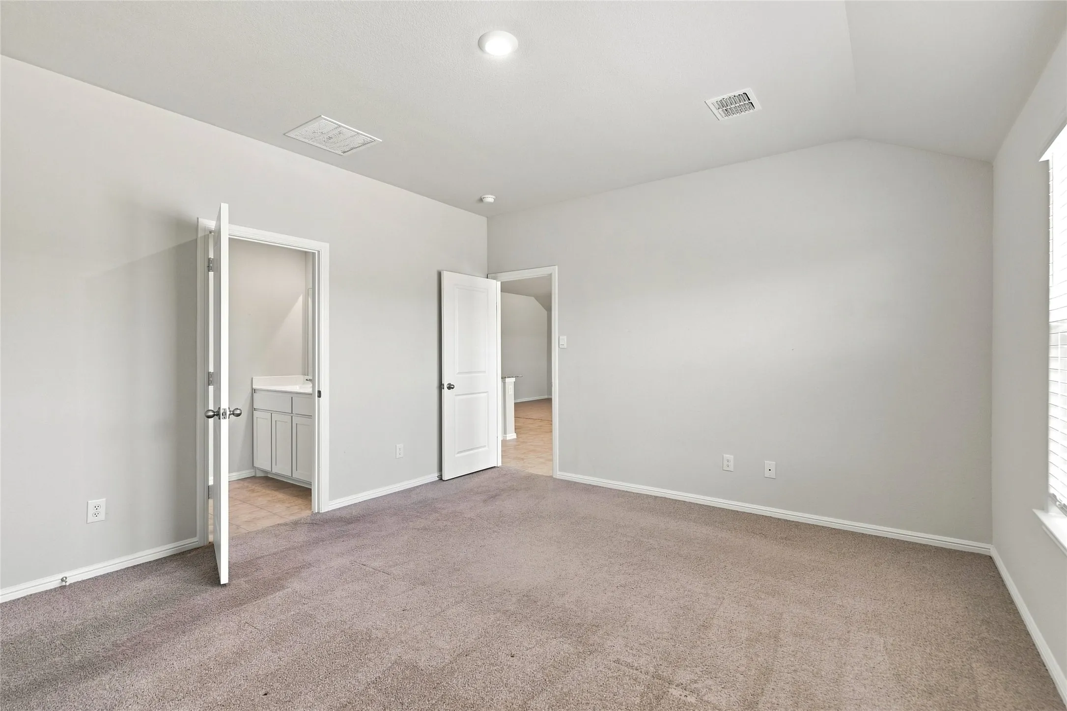 Single Family Residence For Sale in Denton County , 5912 Piedrosa Court, Denton, Texas 76226, 4 Bedroom, 2 Bathroom, 2 Garage spaces, 1,795 Sqft, built in 2023, mls#21358939, Real Estate Agent in Denton, Homes For Sale in Denton county, Homes For Sale in Denton, Realtor in Denton Texas, Real Estate Brokerage Independent Realty Texas, Luminita Cordes Realtor