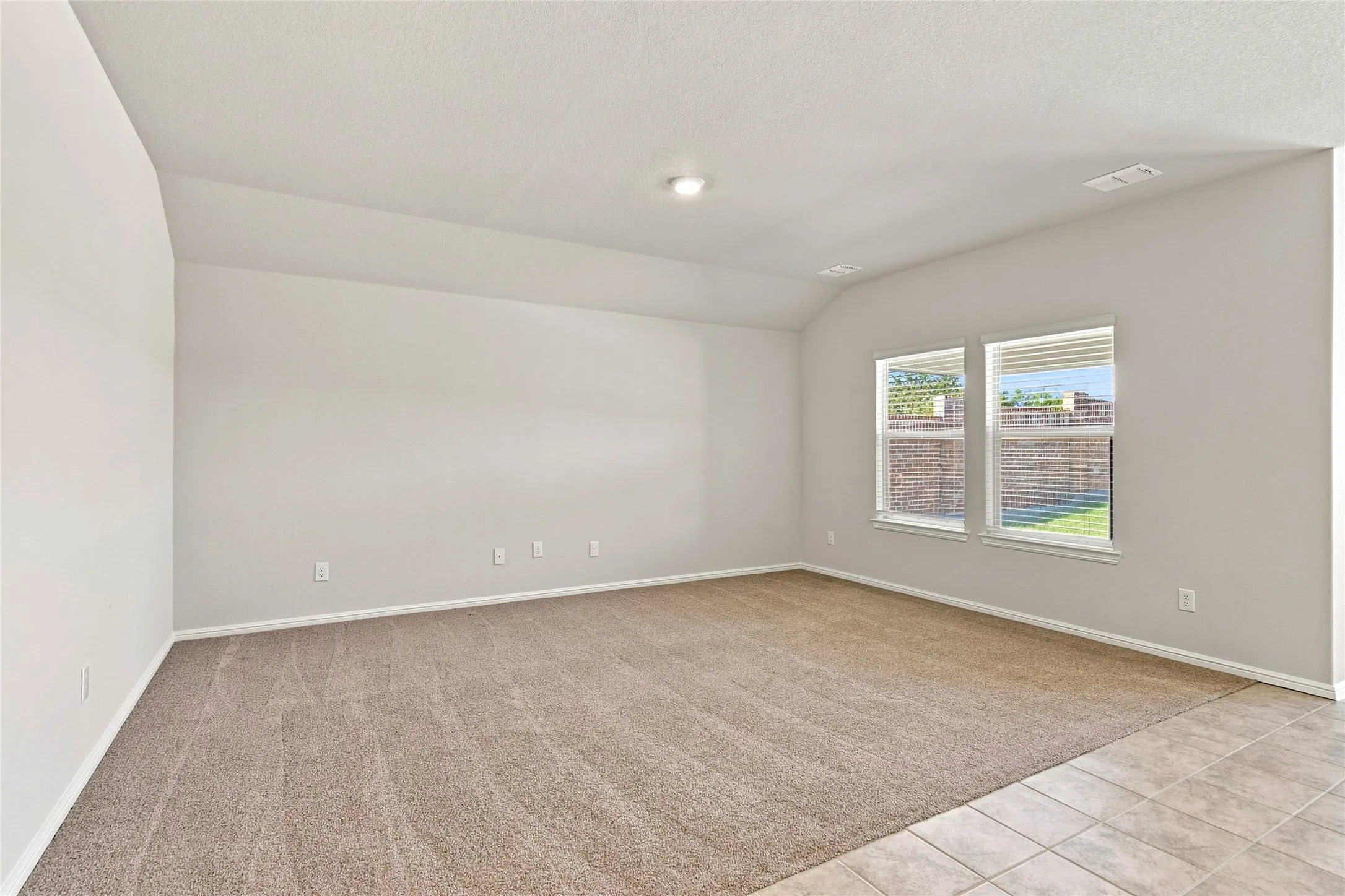 Single Family Residence For Sale in Denton County , 5912 Piedrosa Court, Denton, Texas 76226, 4 Bedroom, 2 Bathroom, 2 Garage spaces, 1,795 Sqft, built in 2023, mls#21358939, Real Estate Agent in Denton, Homes For Sale in Denton county, Homes For Sale in Denton, Realtor in Denton Texas, Real Estate Brokerage Independent Realty Texas, Luminita Cordes Realtor