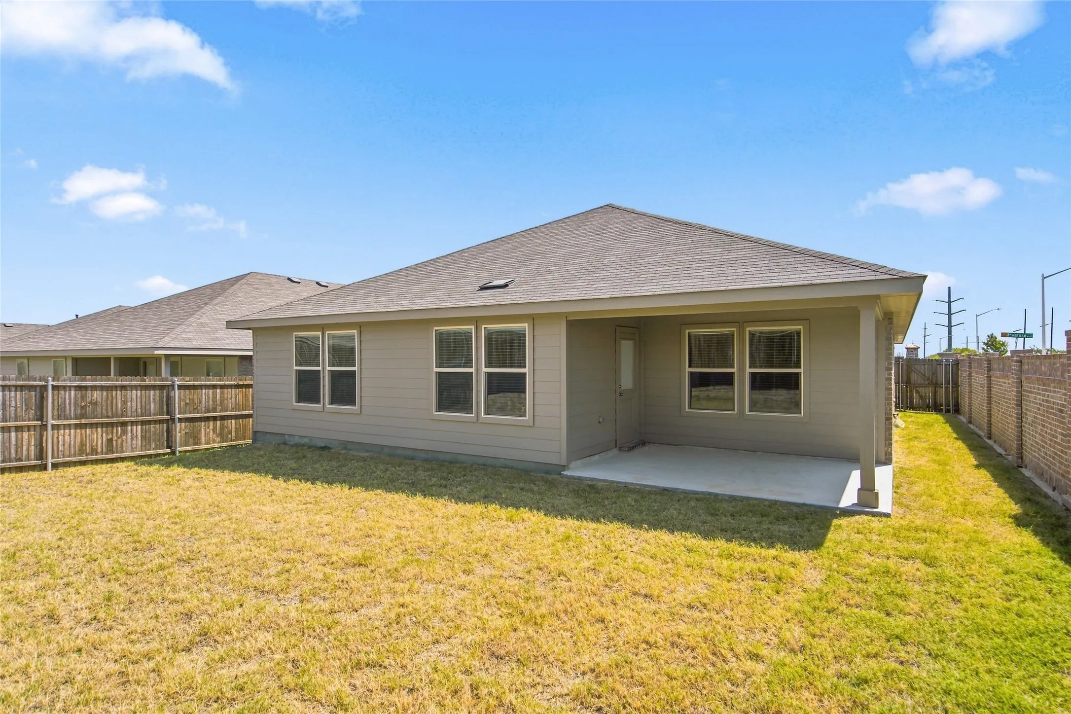 Single Family Residence For Sale in Denton County , 5912 Piedrosa Court, Denton, Texas 76226, 4 Bedroom, 2 Bathroom, 2 Garage spaces, 1,795 Sqft, built in 2023, mls#21358939, Real Estate Agent in Denton, Homes For Sale in Denton county, Homes For Sale in Denton, Realtor in Denton Texas, Real Estate Brokerage Independent Realty Texas, Luminita Cordes Realtor