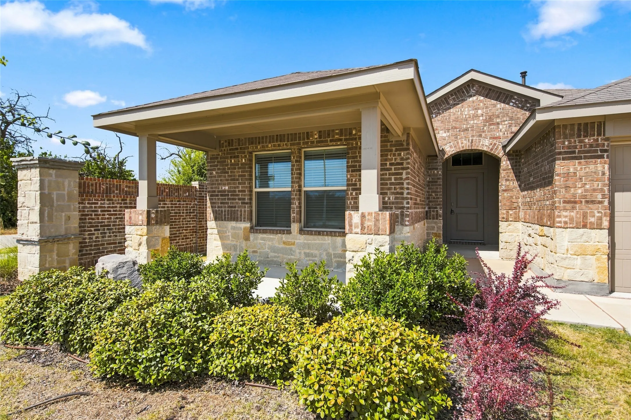 Single Family Residence For Sale in Denton County , 5912 Piedrosa Court, Denton, Texas 76226, 4 Bedroom, 2 Bathroom, 2 Garage spaces, 1,795 Sqft, built in 2023, mls#21358939, Real Estate Agent in Denton, Homes For Sale in Denton county, Homes For Sale in Denton, Realtor in Denton Texas, Real Estate Brokerage Independent Realty Texas, Luminita Cordes Realtor